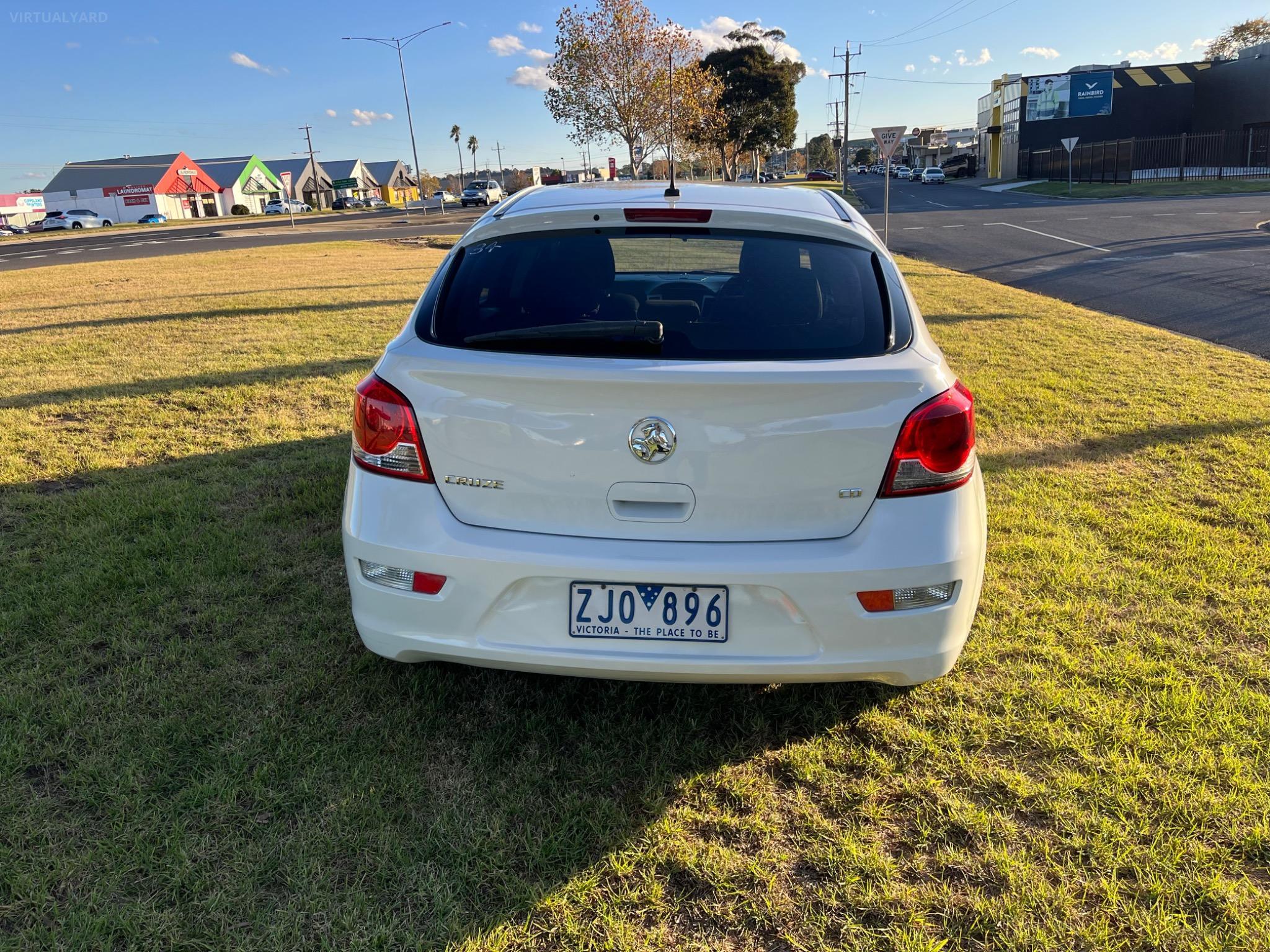 HOLDEN CRUZE
