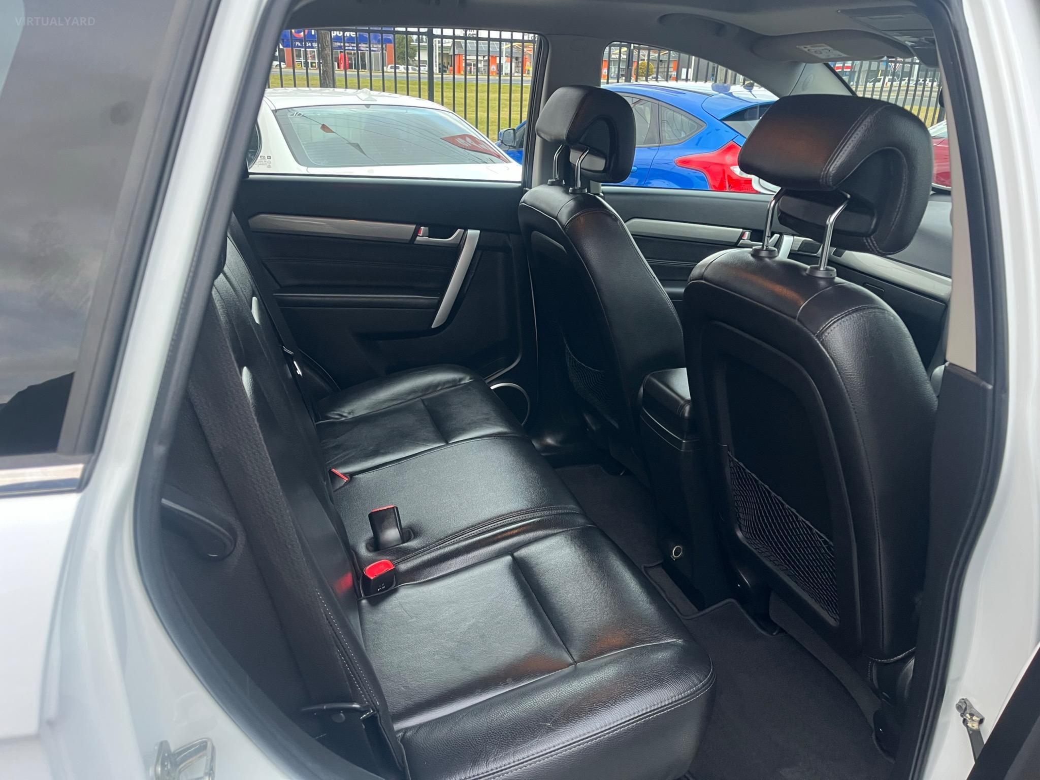 HOLDEN CAPTIVA