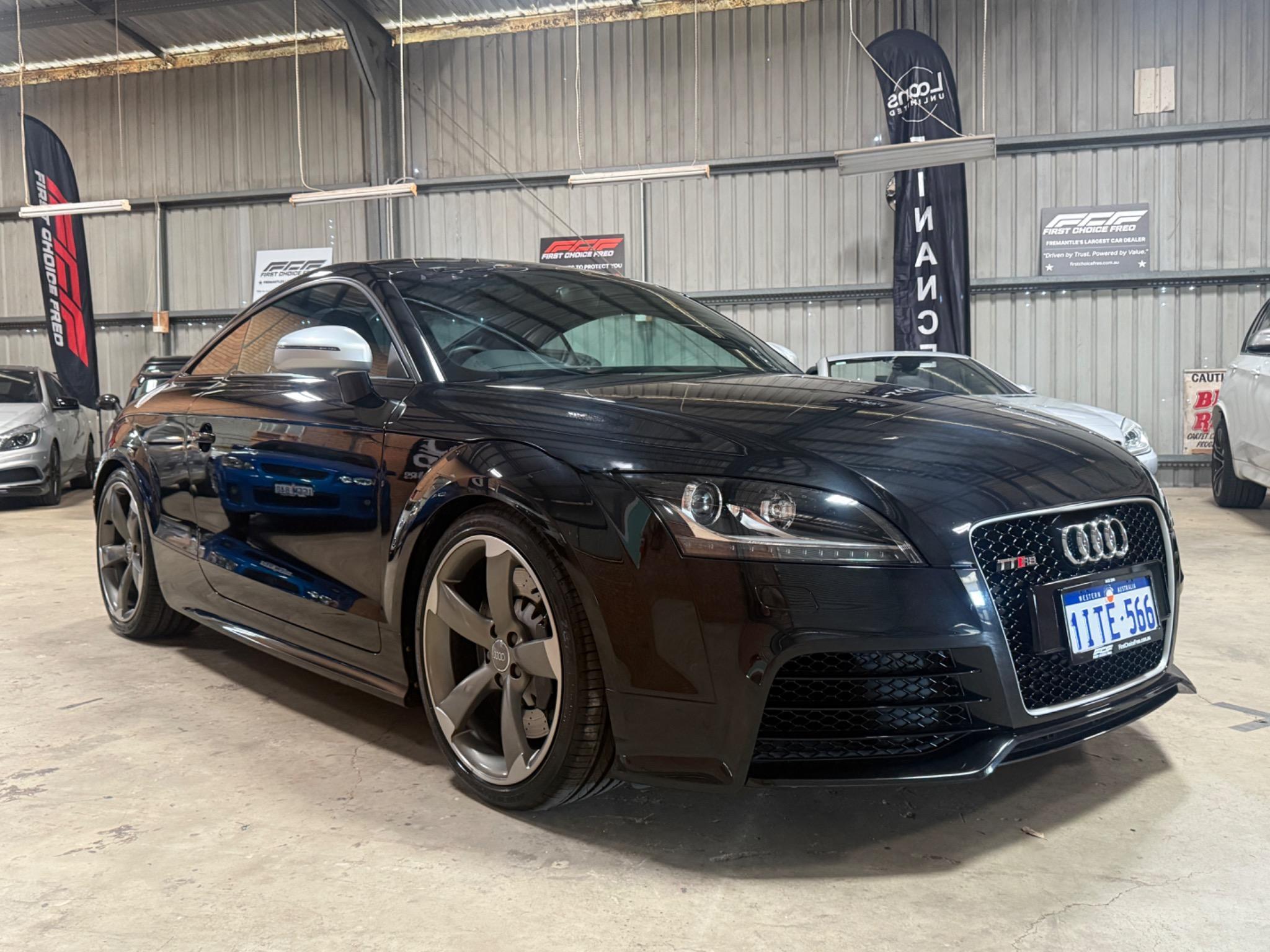 AUDI TT