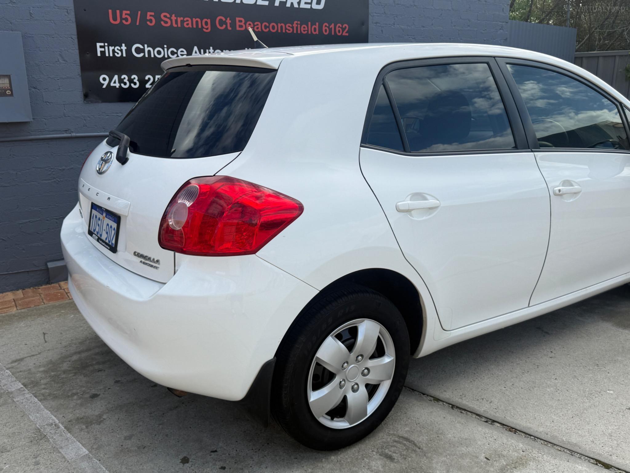 TOYOTA COROLLA