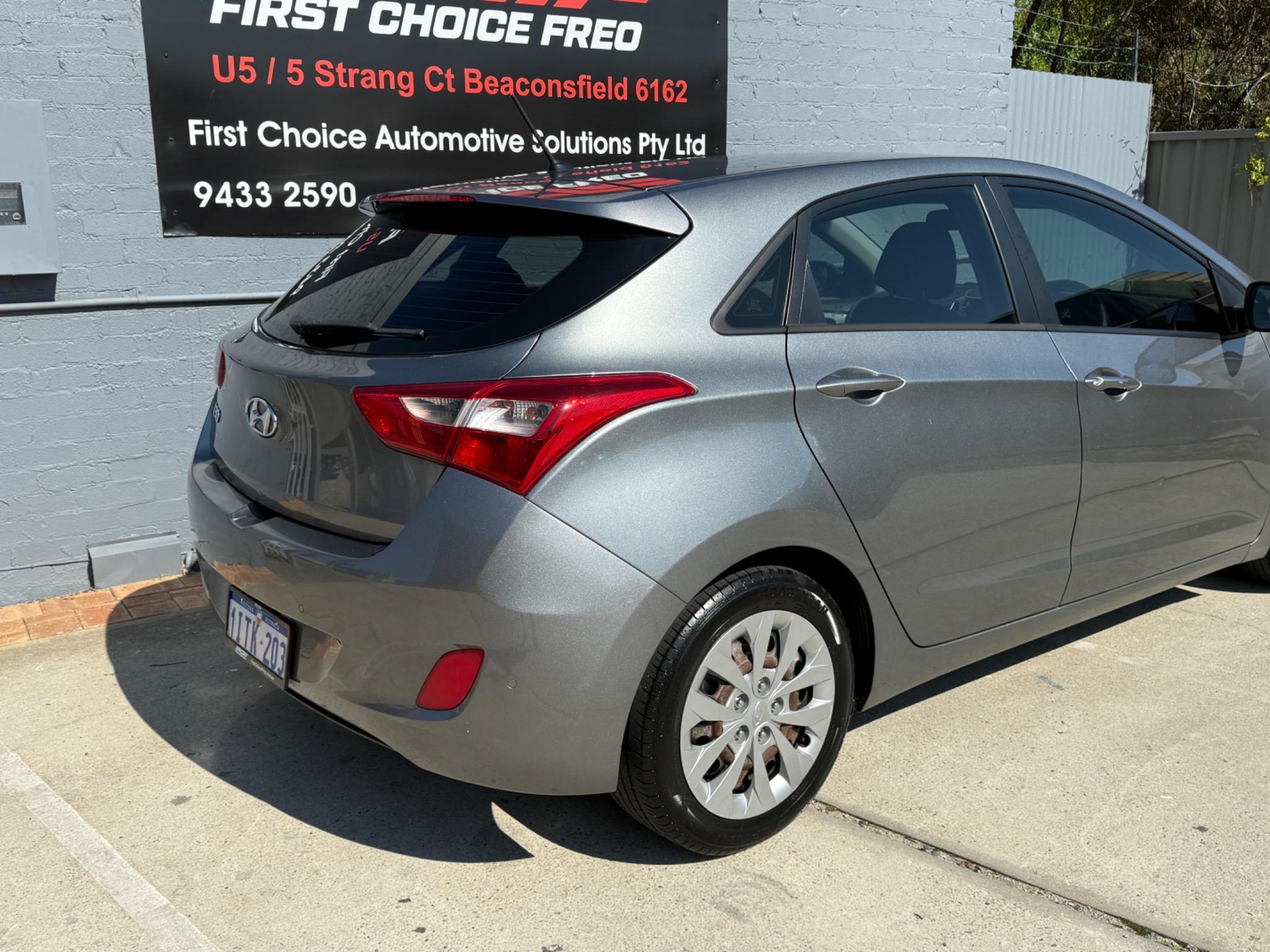HYUNDAI i30