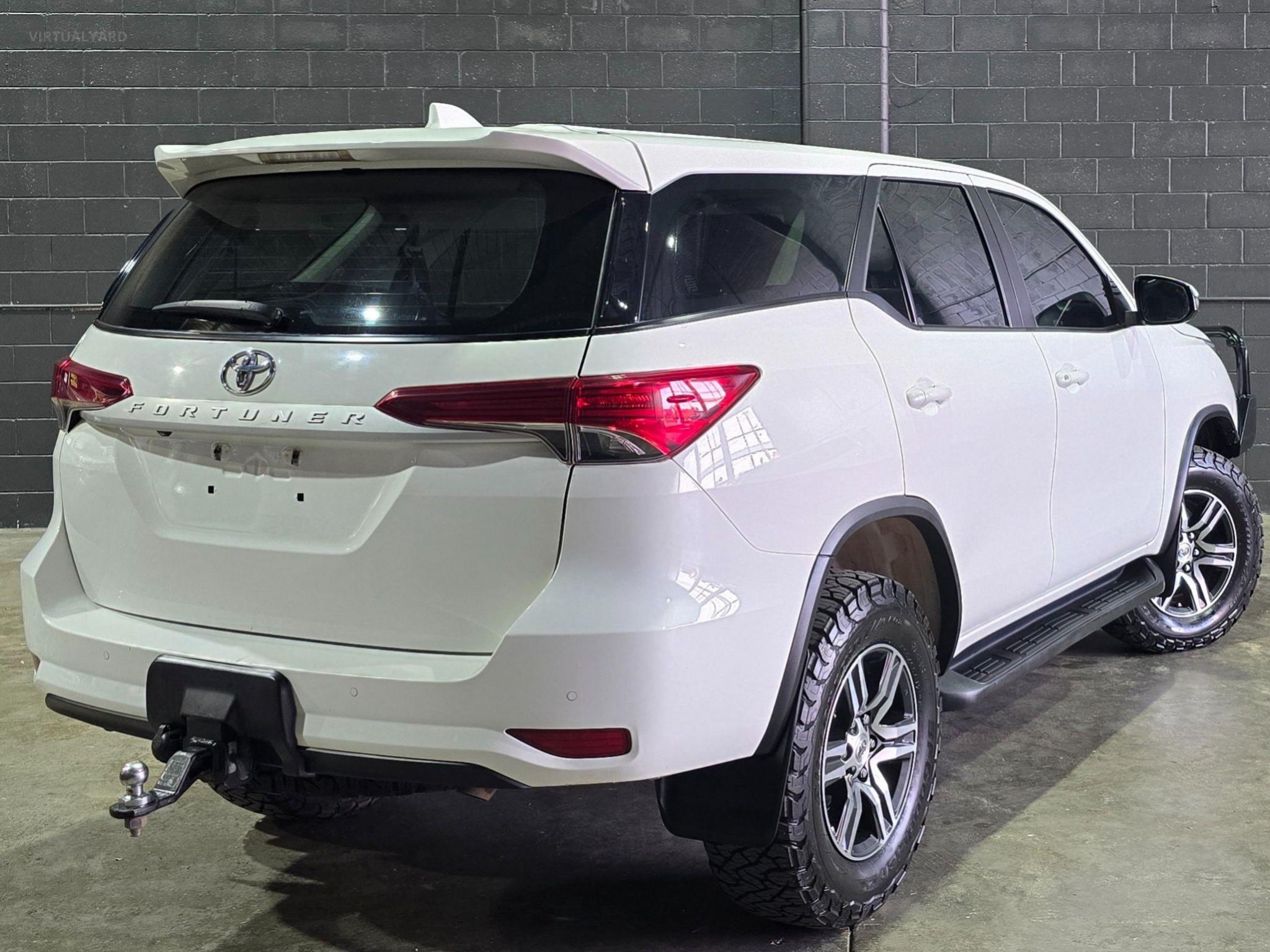 TOYOTA FORTUNER