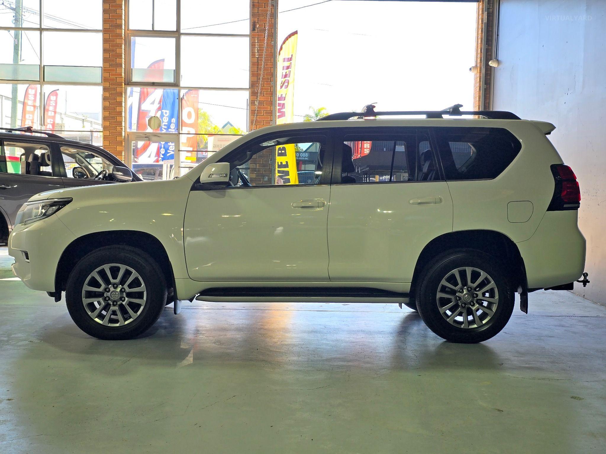 TOYOTA LANDCRUISER PRADO