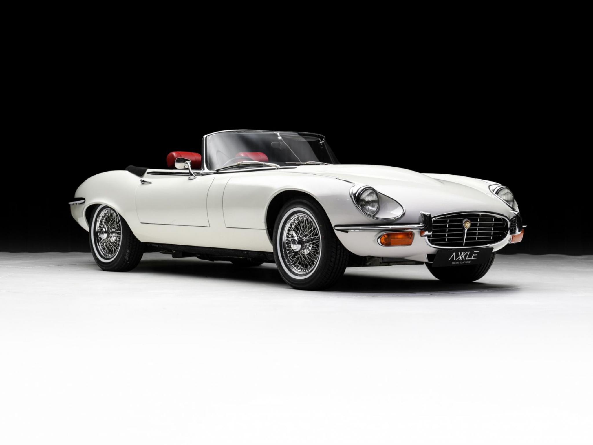 JAGUAR E TYPE