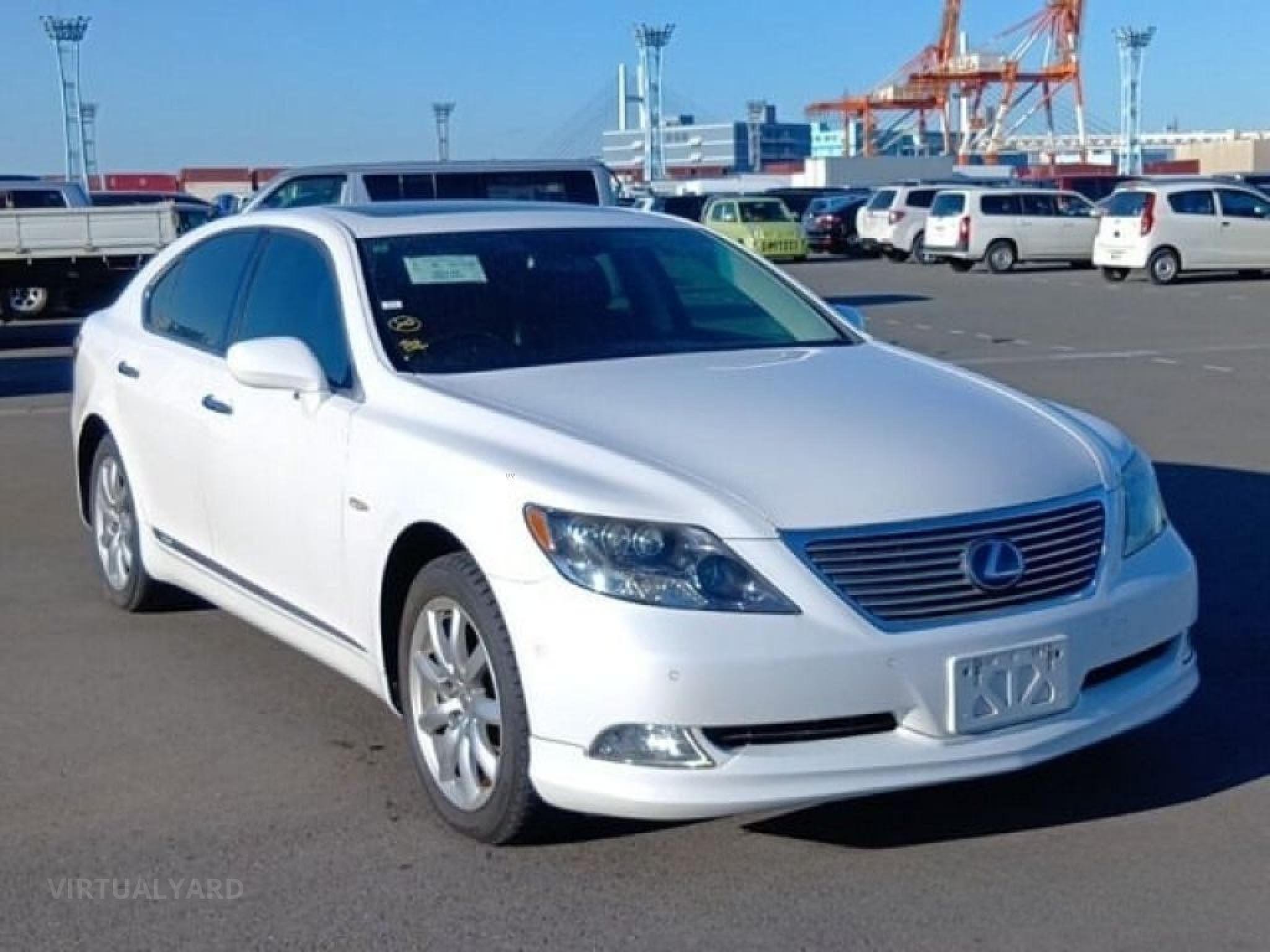 LEXUS LS600H