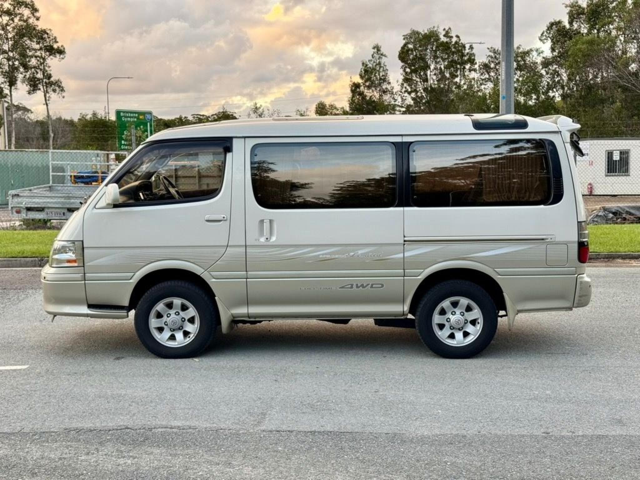 Toyota Super Custom 4x4 TDI