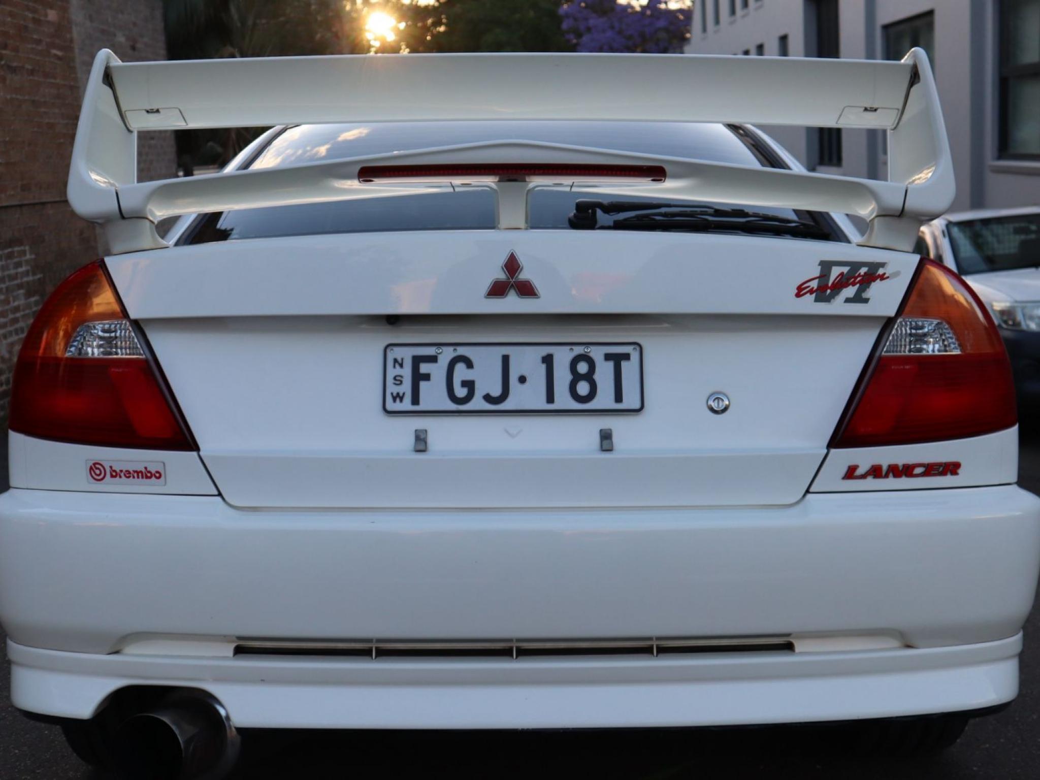 MITSUBISHI LANCER