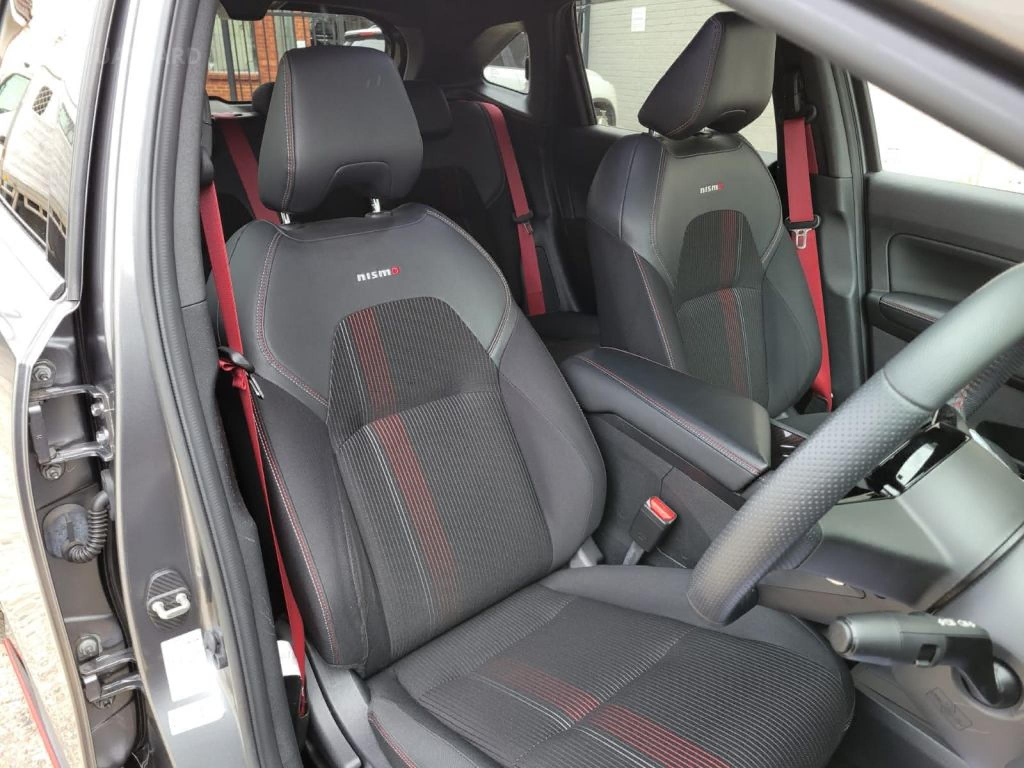NISSAN AURA