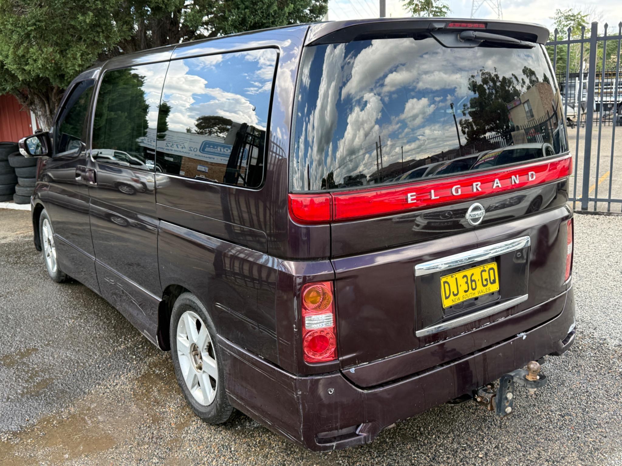 NISSAN ELGRAND