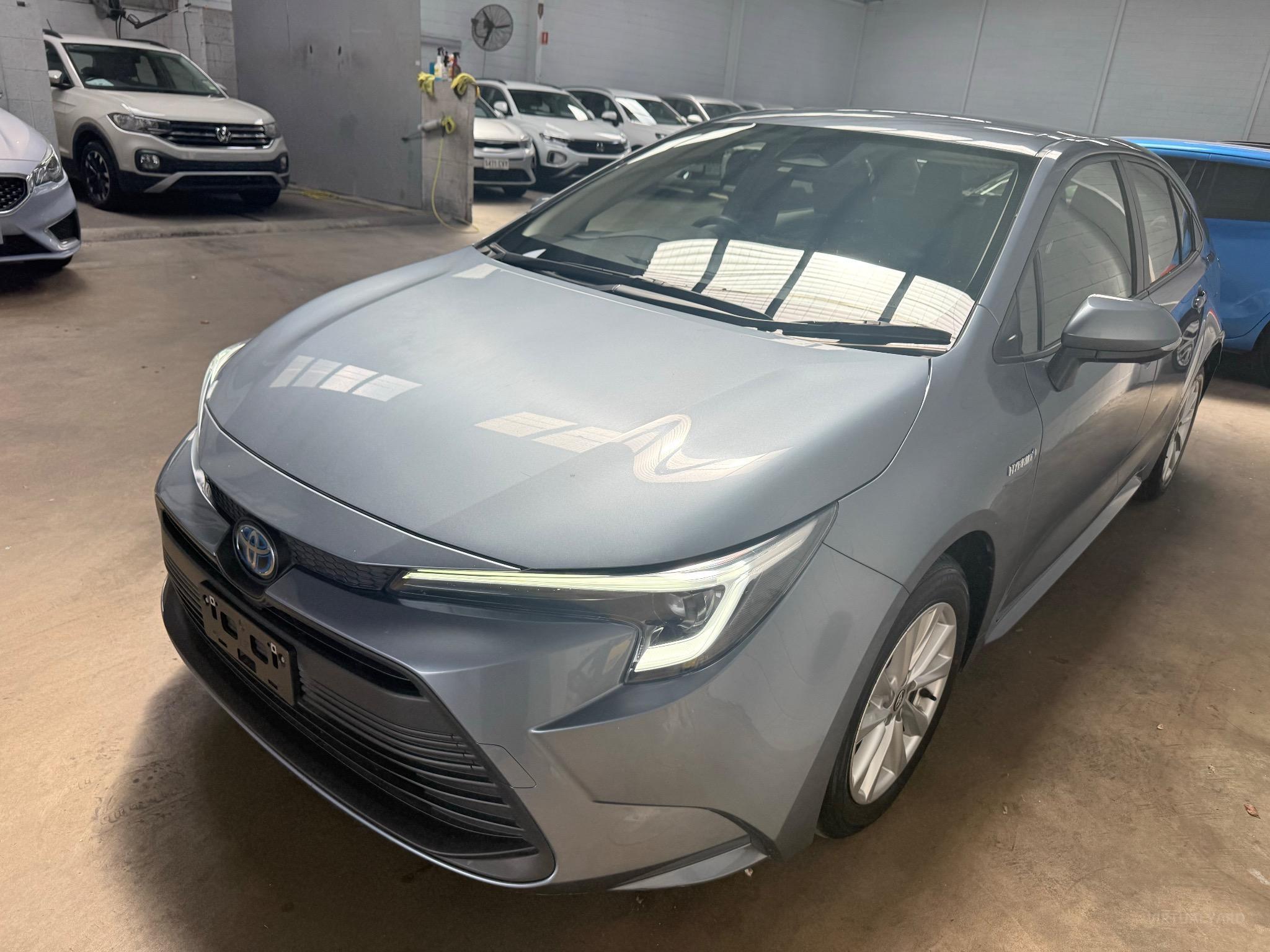 TOYOTA COROLLA