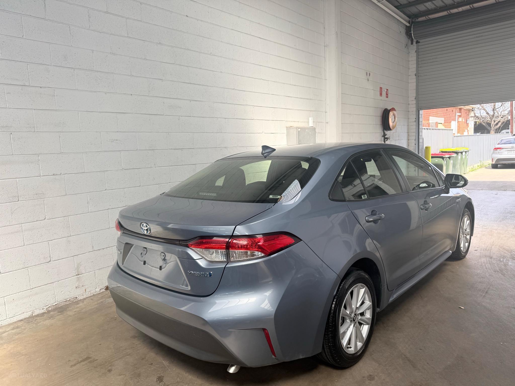 TOYOTA COROLLA