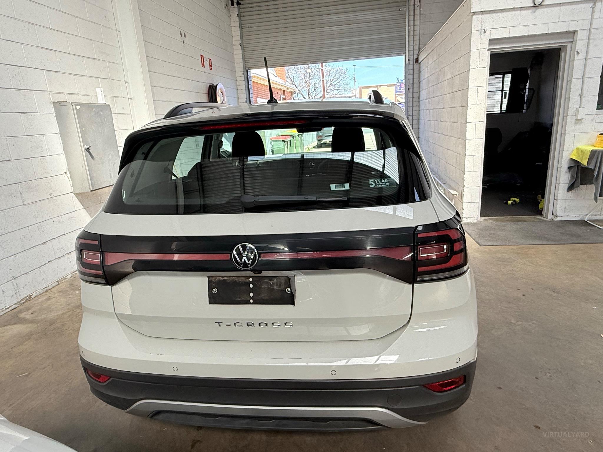 VOLKSWAGEN T-CROSS