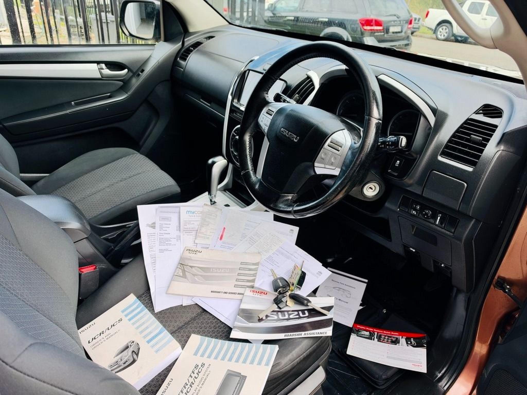 ISUZU MUX