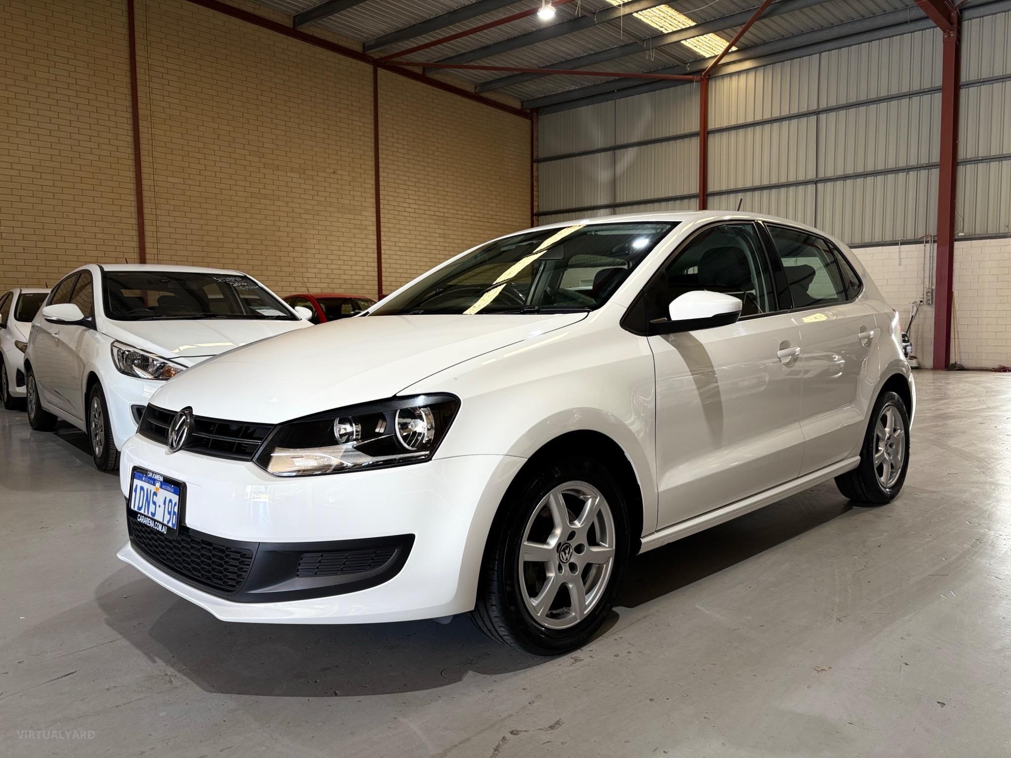 VOLKSWAGEN POLO