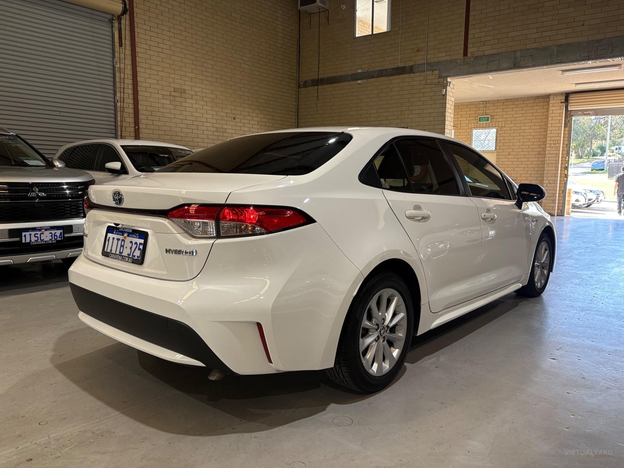TOYOTA COROLLA