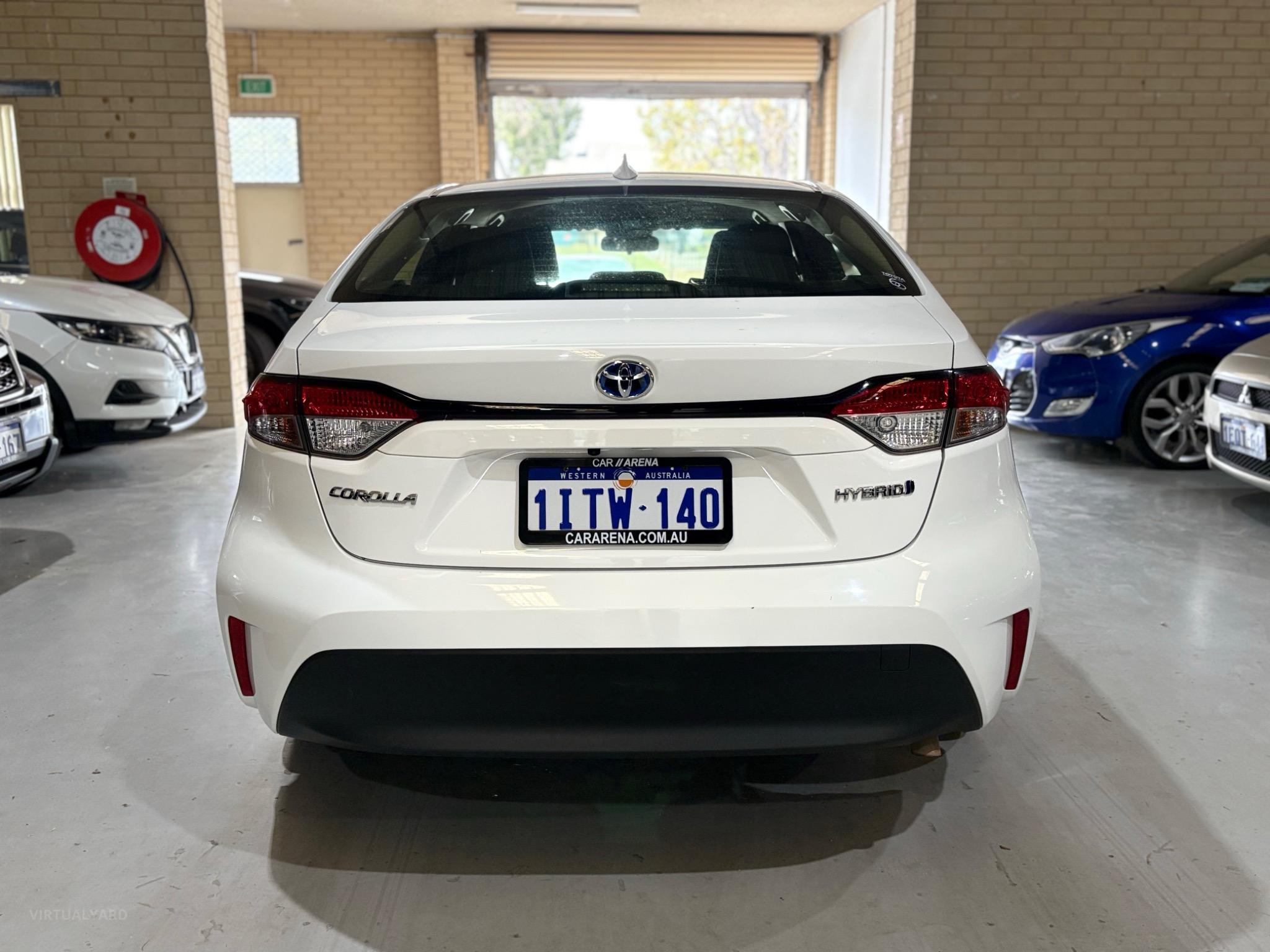 TOYOTA COROLLA