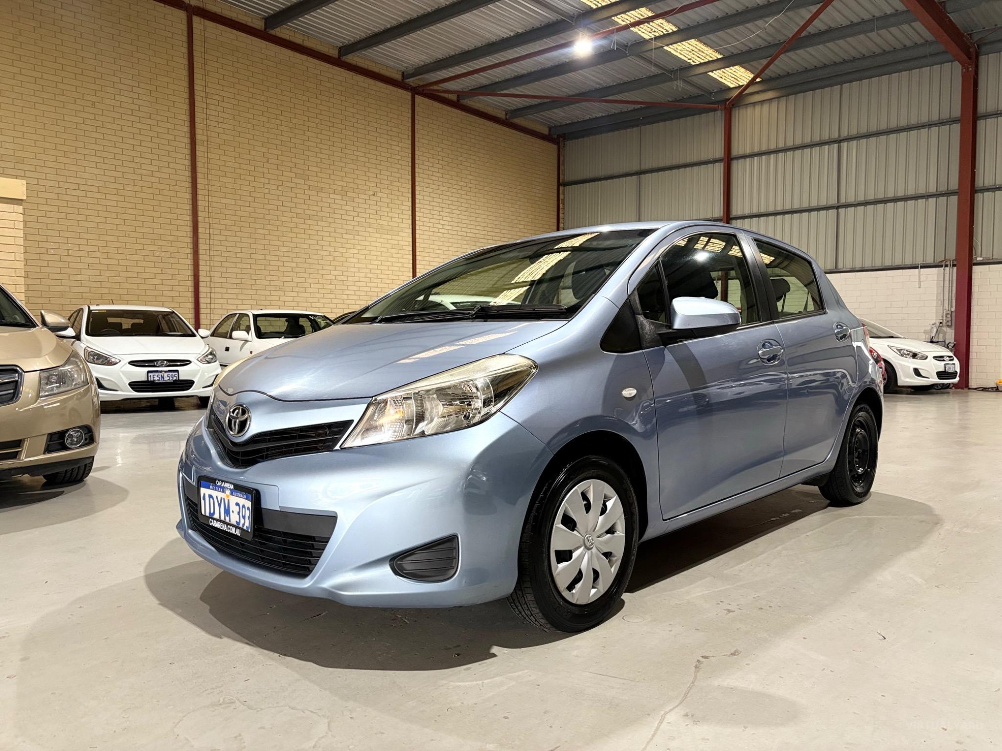 TOYOTA YARIS