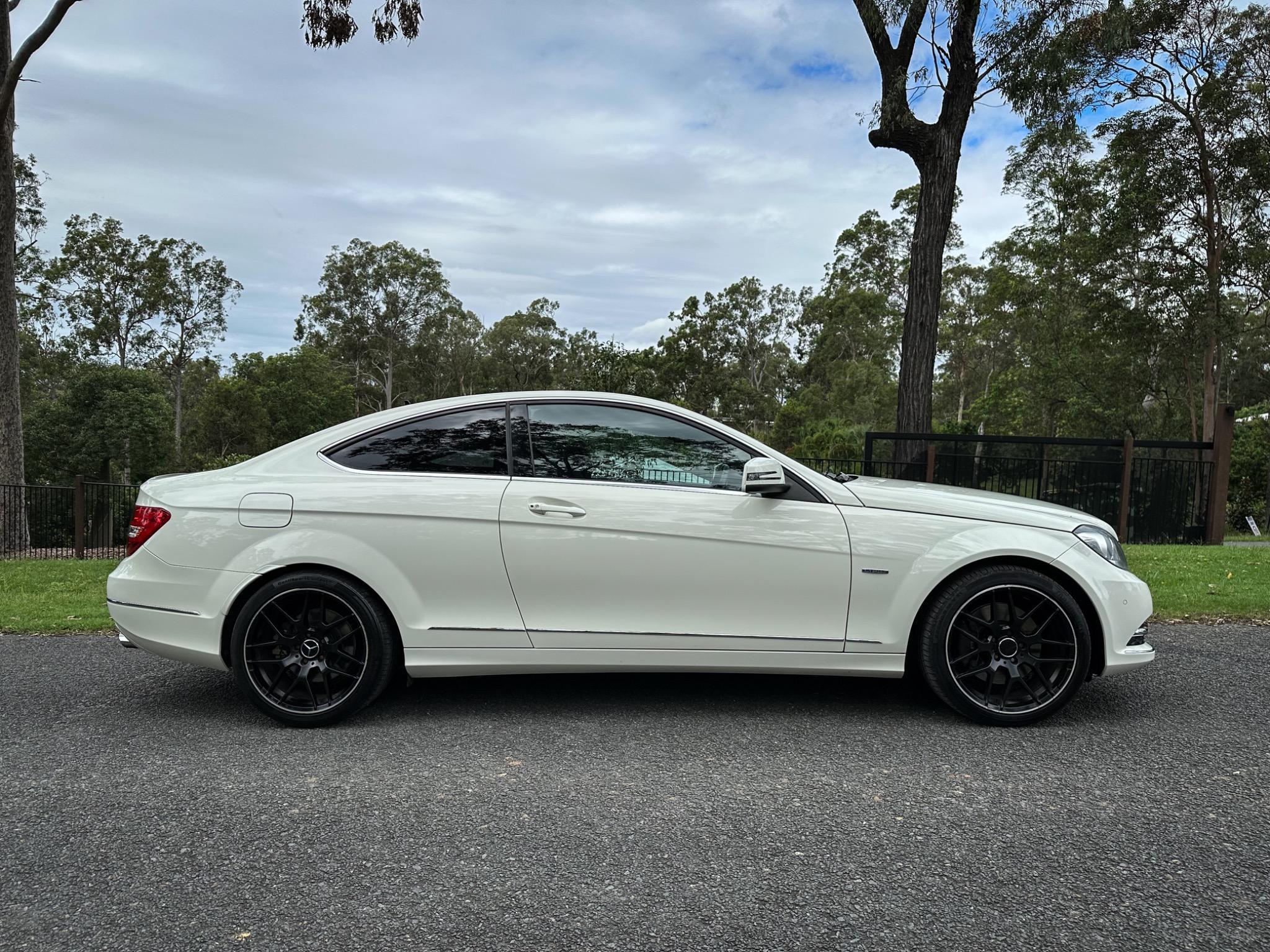 MERCEDES-BENZ C350