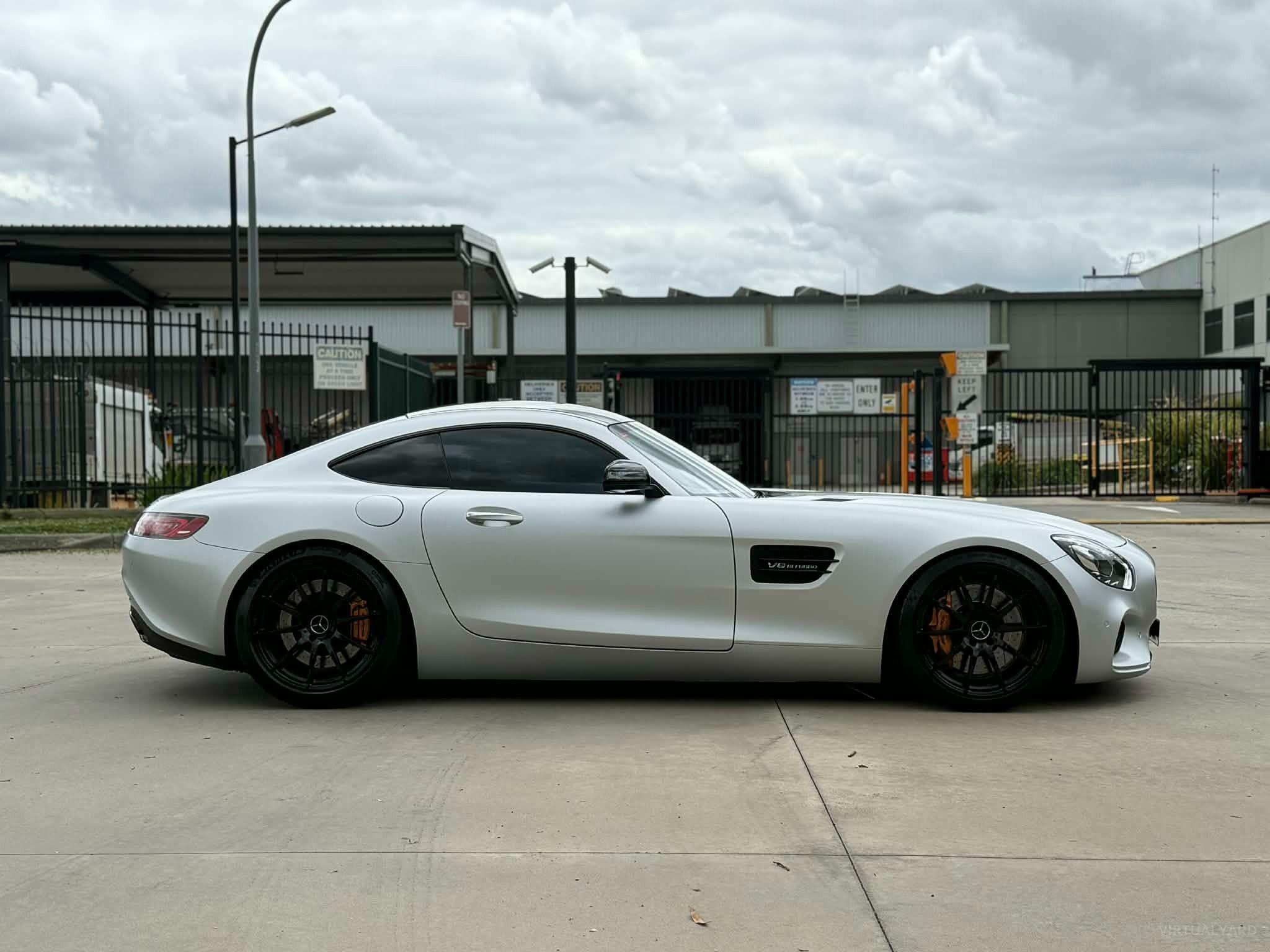 MERCEDES-BENZ AMG GT