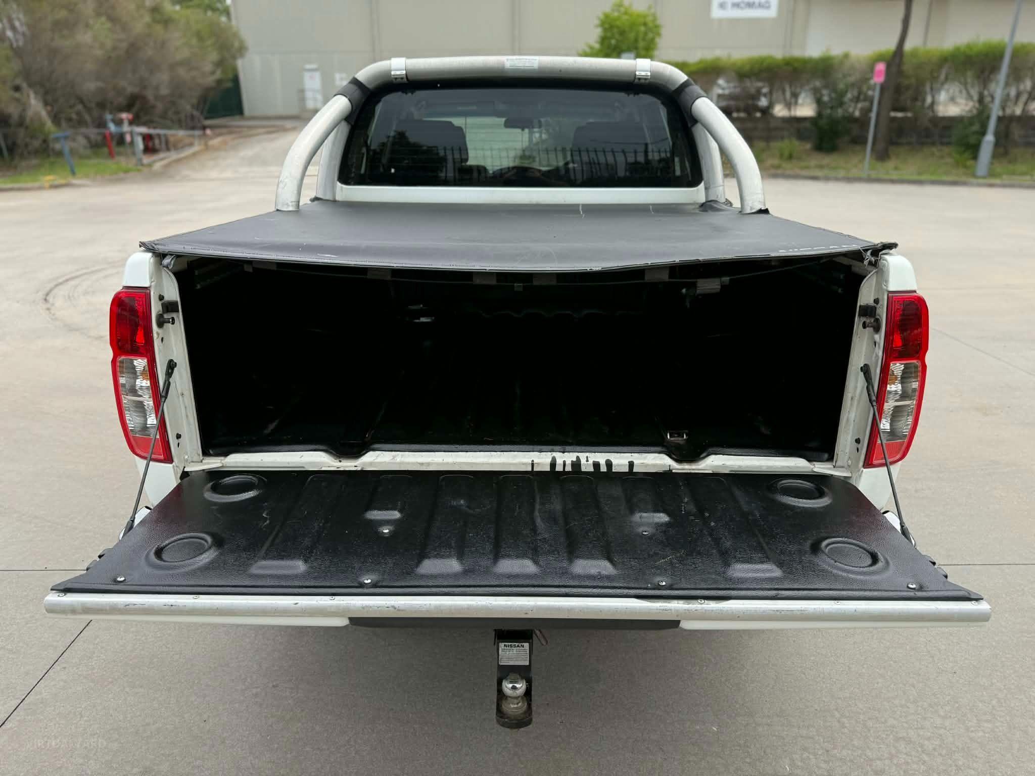 NISSAN NAVARA