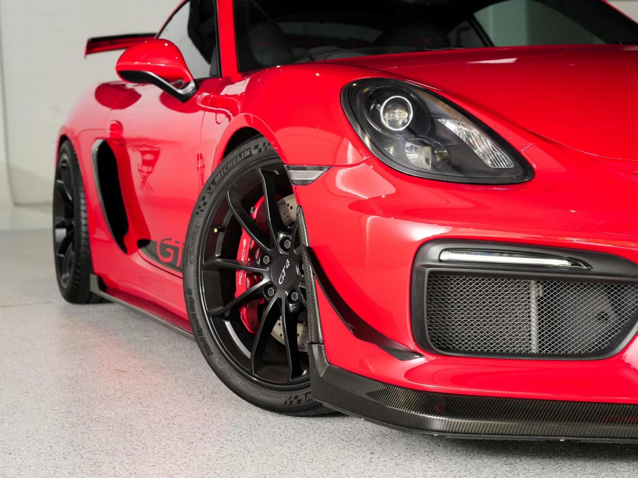 PORSCHE CAYMAN