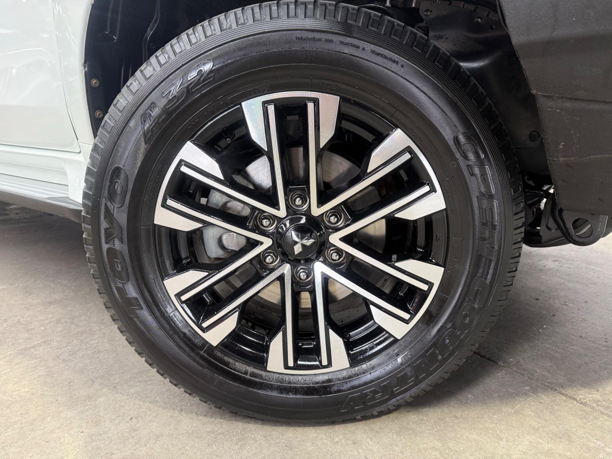 Mitsubishi Pajero Sport