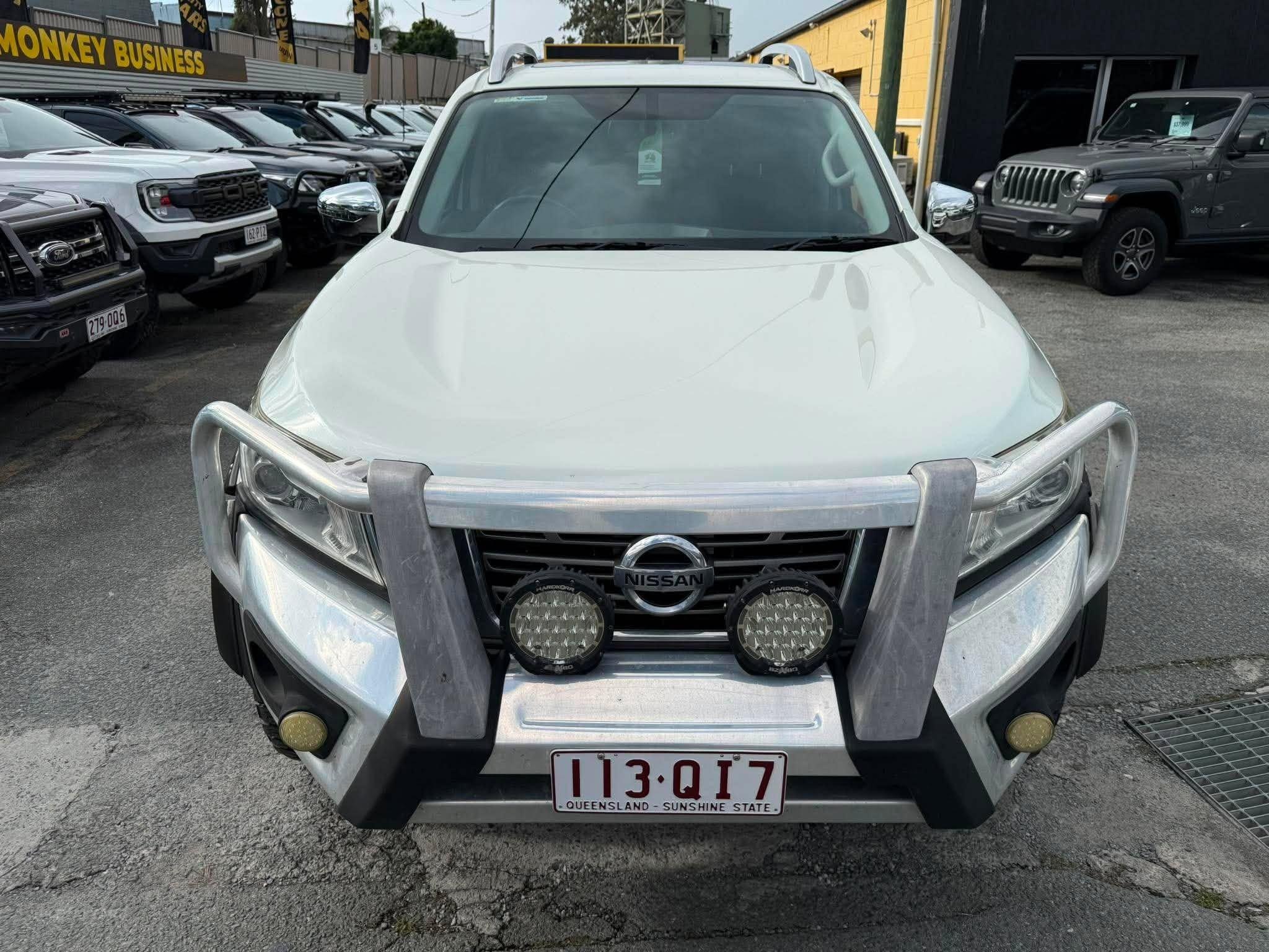NISSAN NAVARA