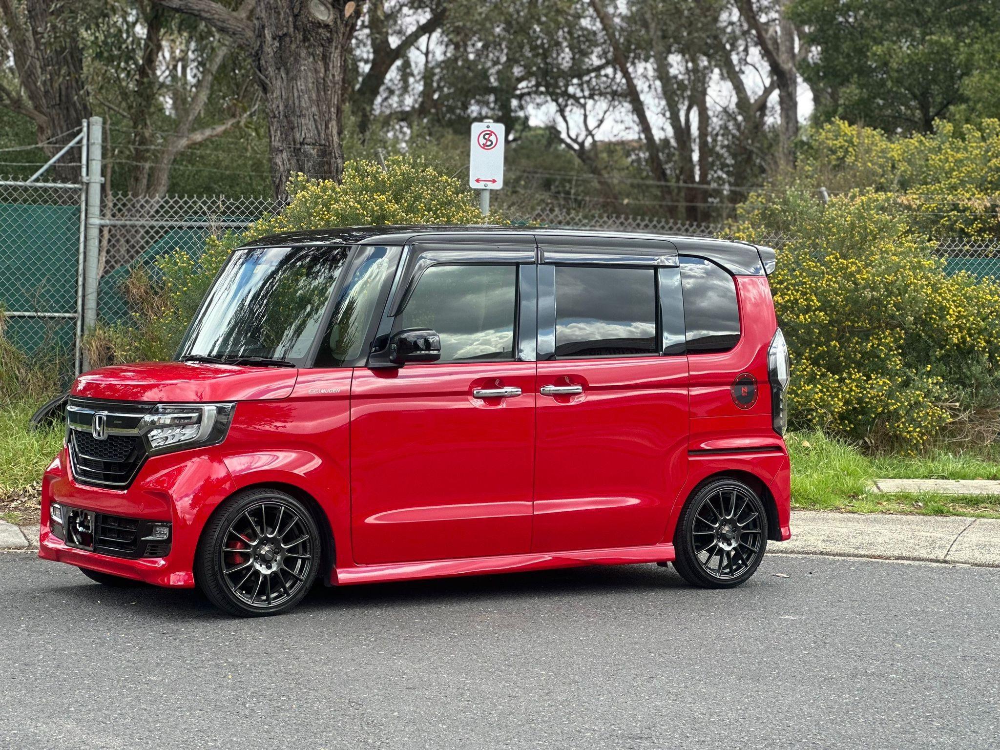 HONDA N-BOX