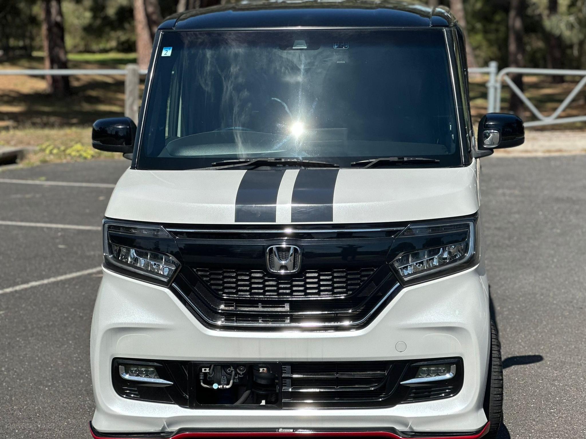 HONDA N-BOX