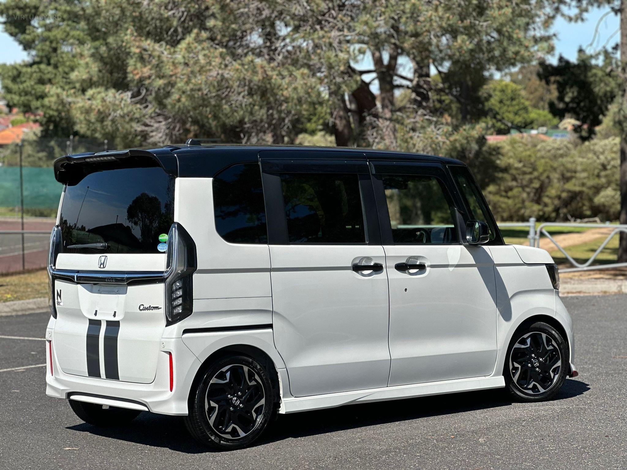 HONDA N-BOX