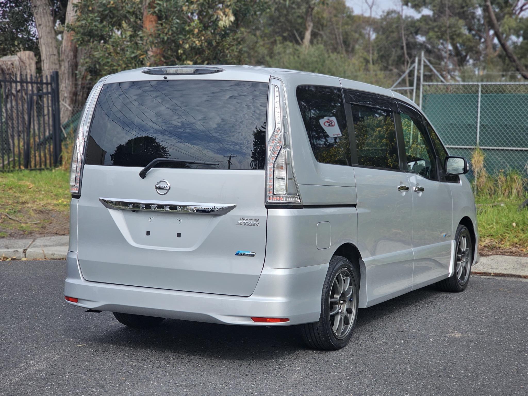NISSAN SERENA