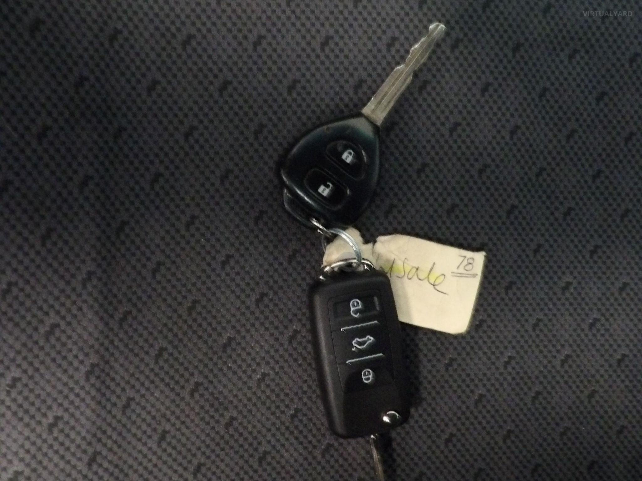 TOYOTA YARIS