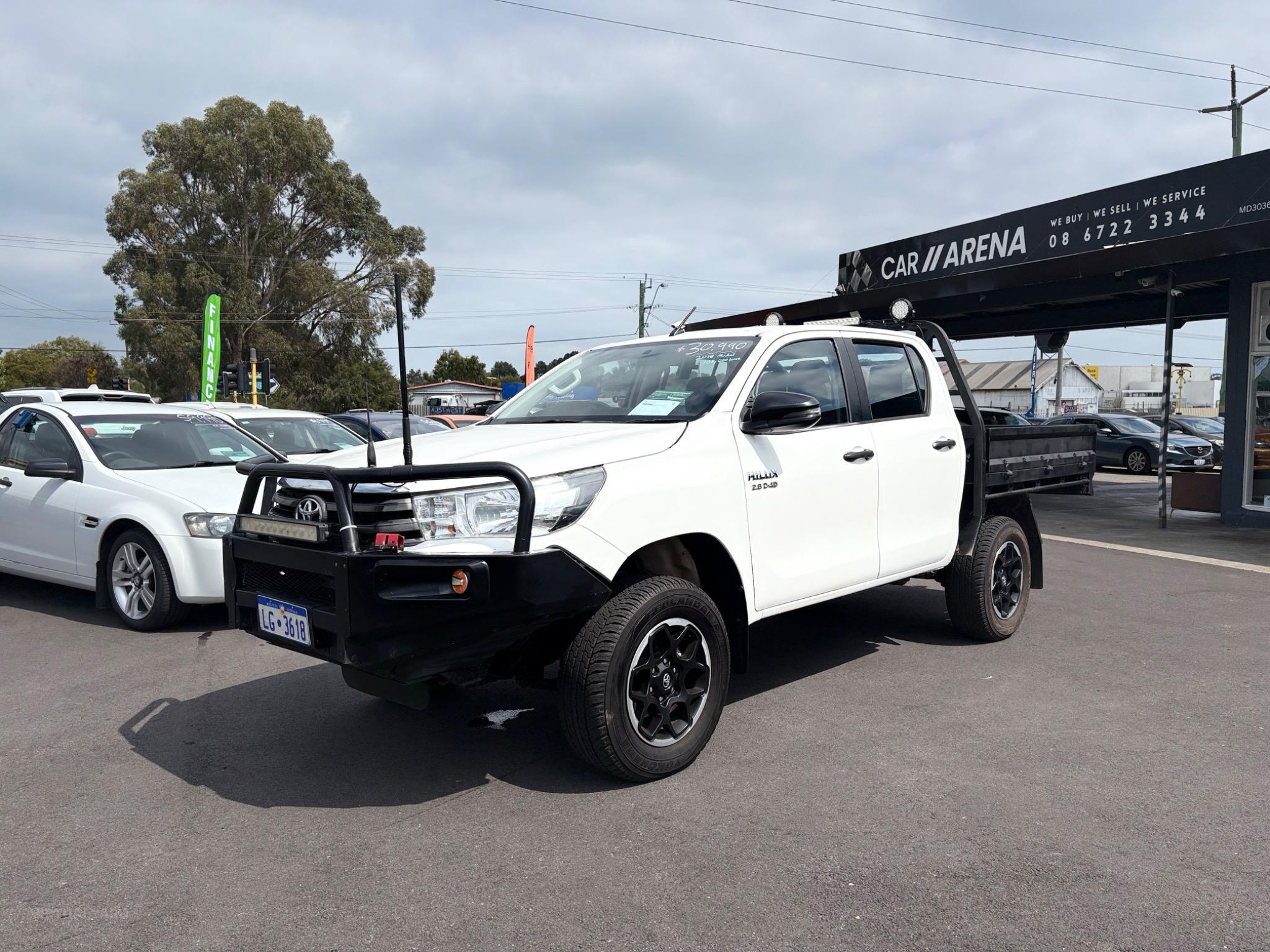 TOYOTA HILUX