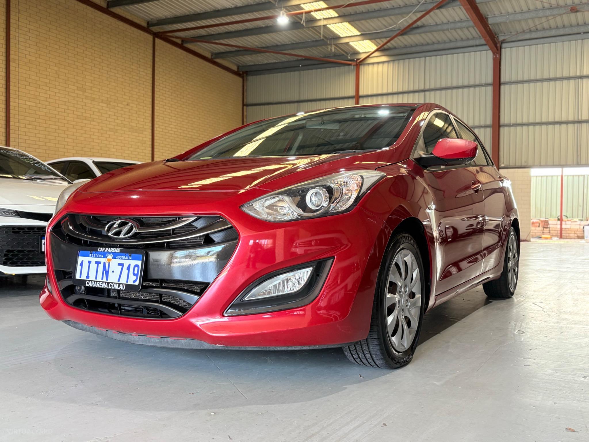 HYUNDAI i30