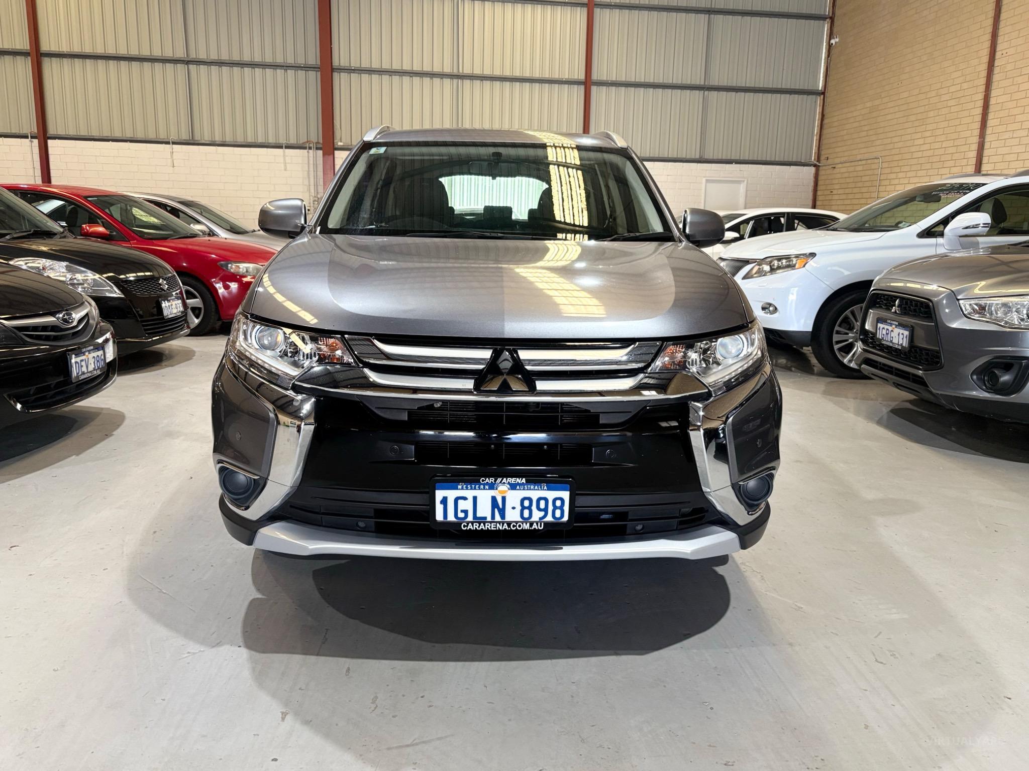 MITSUBISHI OUTLANDER