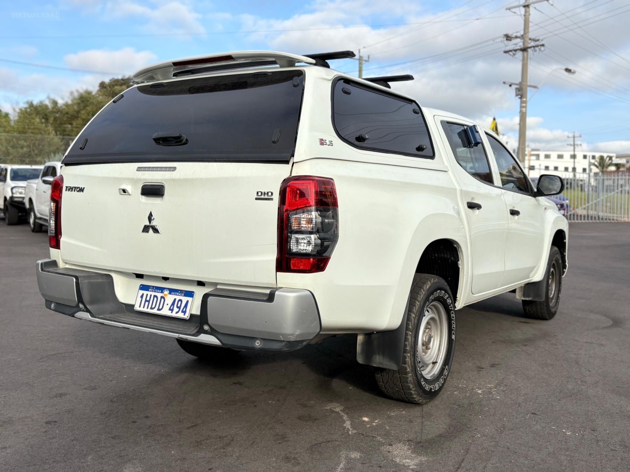 MITSUBISHI TRITON