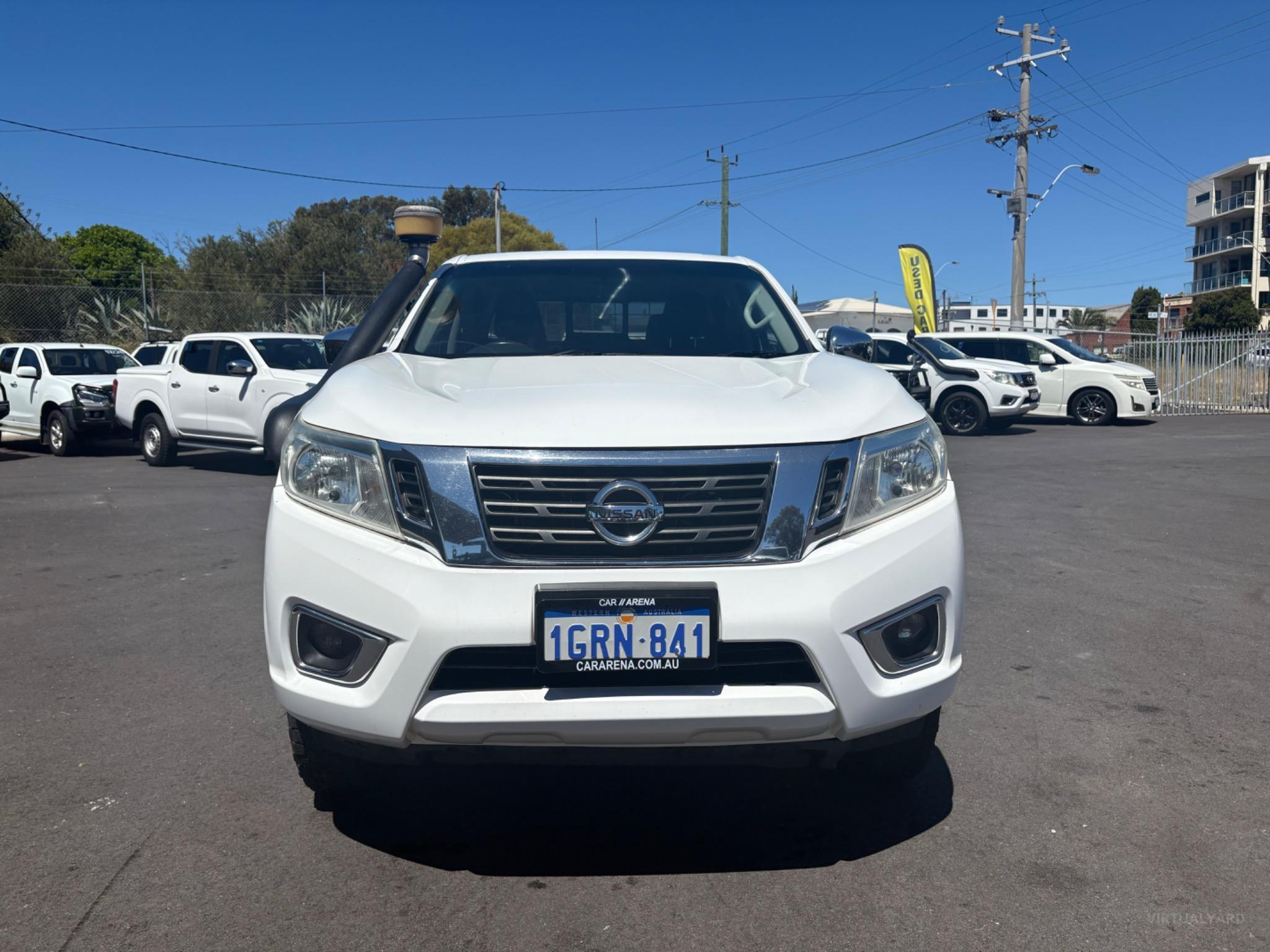 NISSAN NAVARA