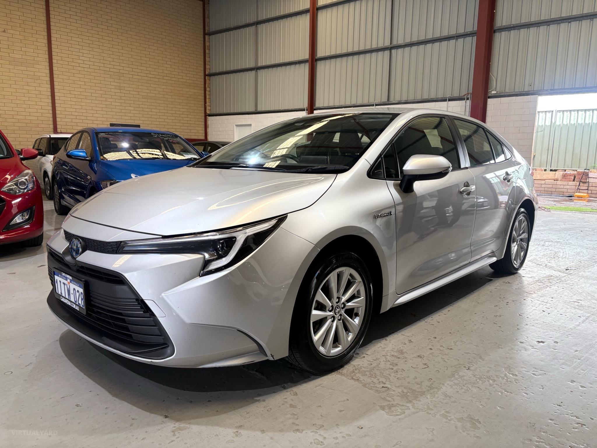 TOYOTA COROLLA