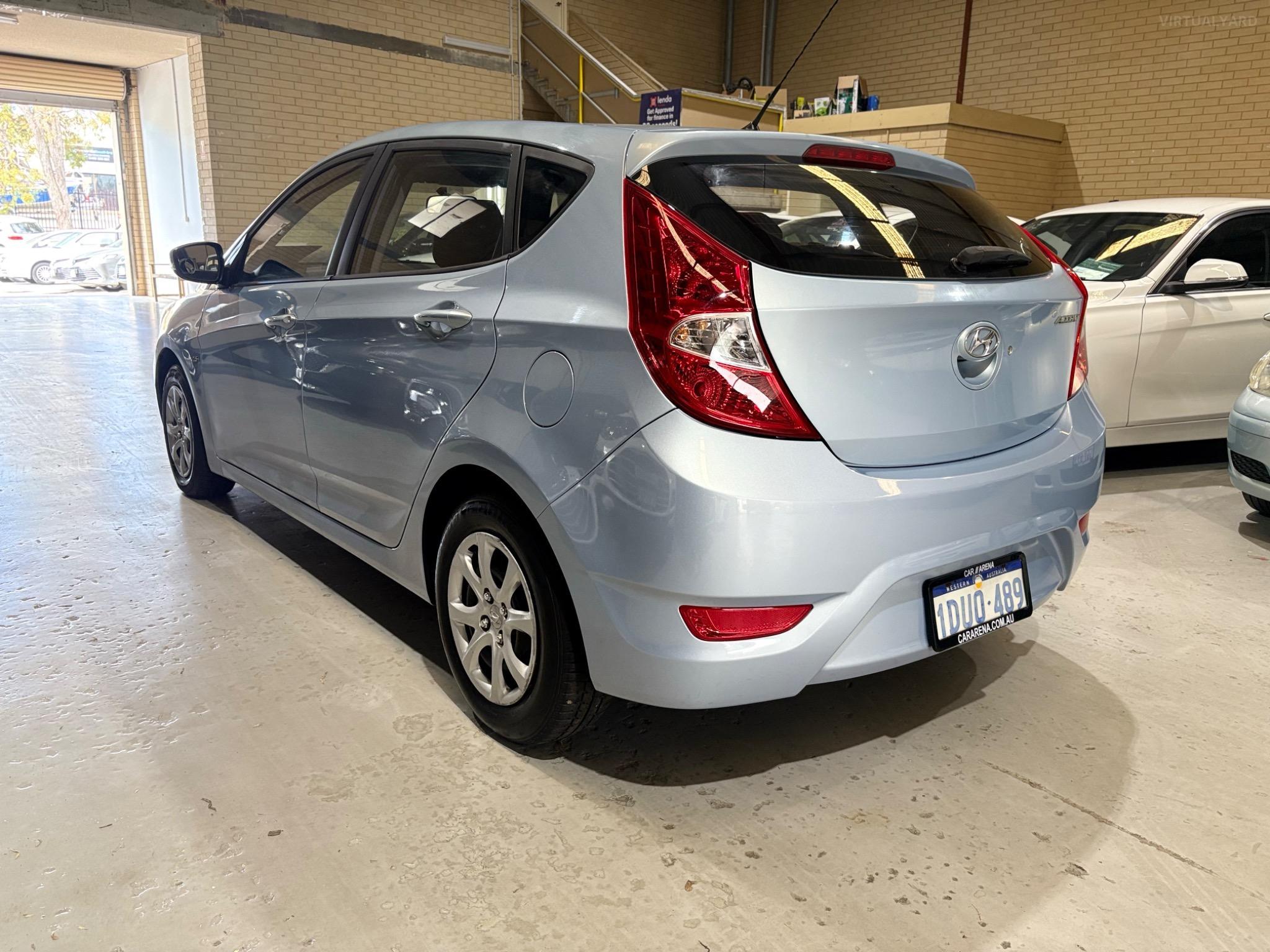 HYUNDAI ACCENT