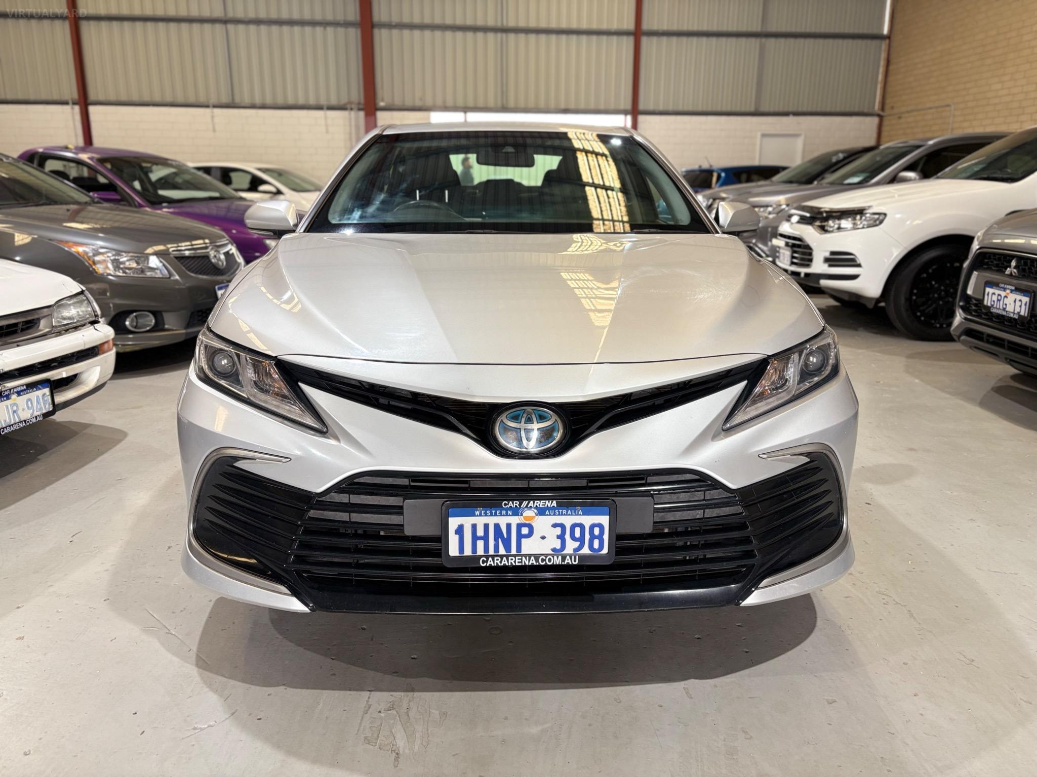 TOYOTA CAMRY