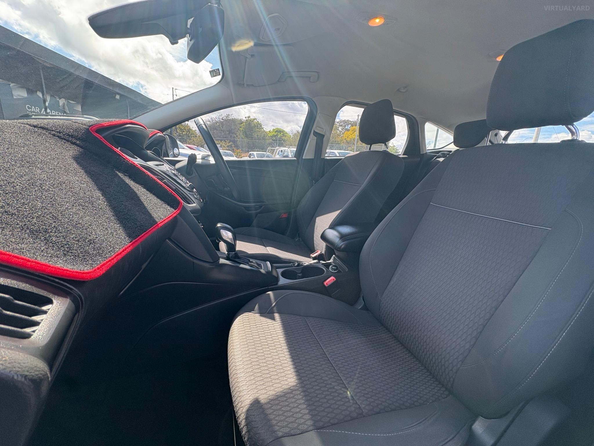FORD FOCUS