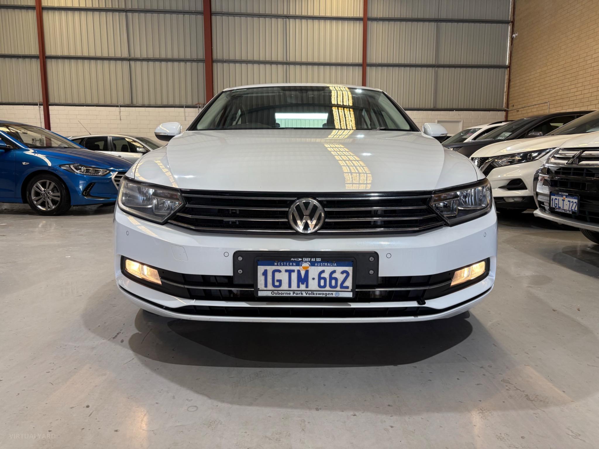 VOLKSWAGEN PASSAT