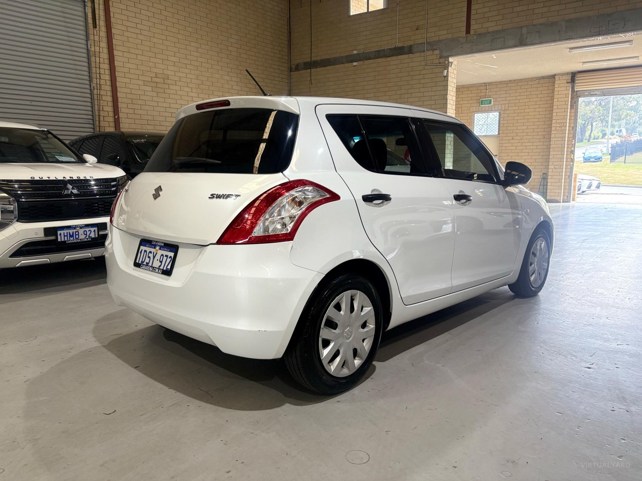 SUZUKI SWIFT