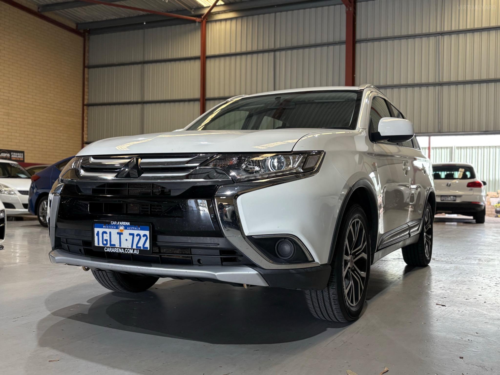 MITSUBISHI OUTLANDER