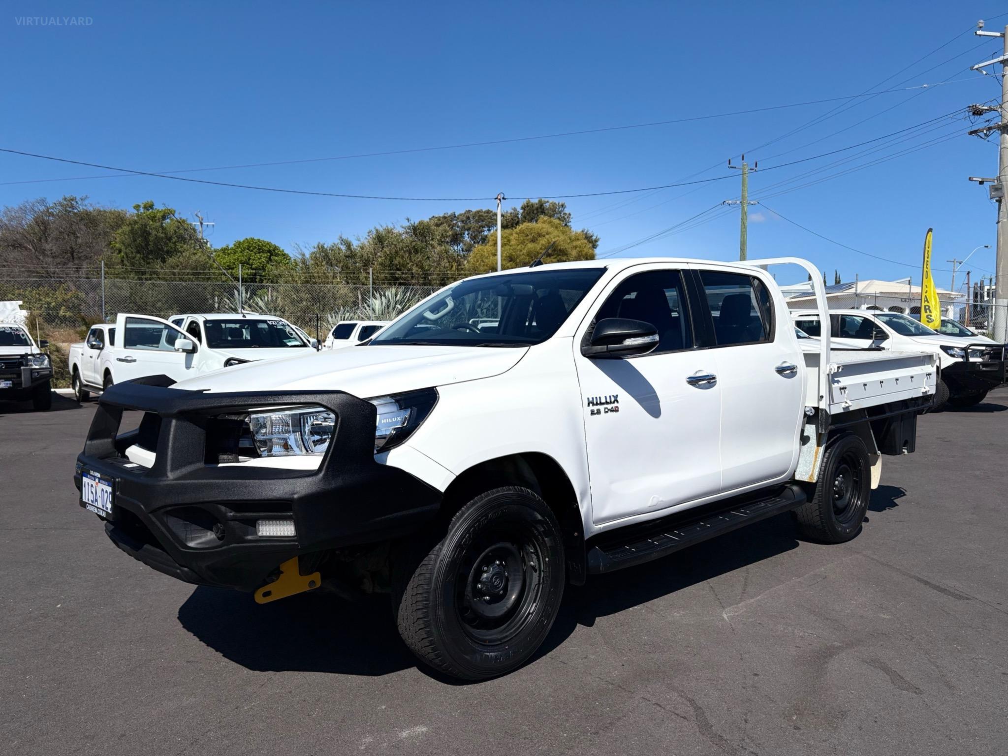 TOYOTA HILUX