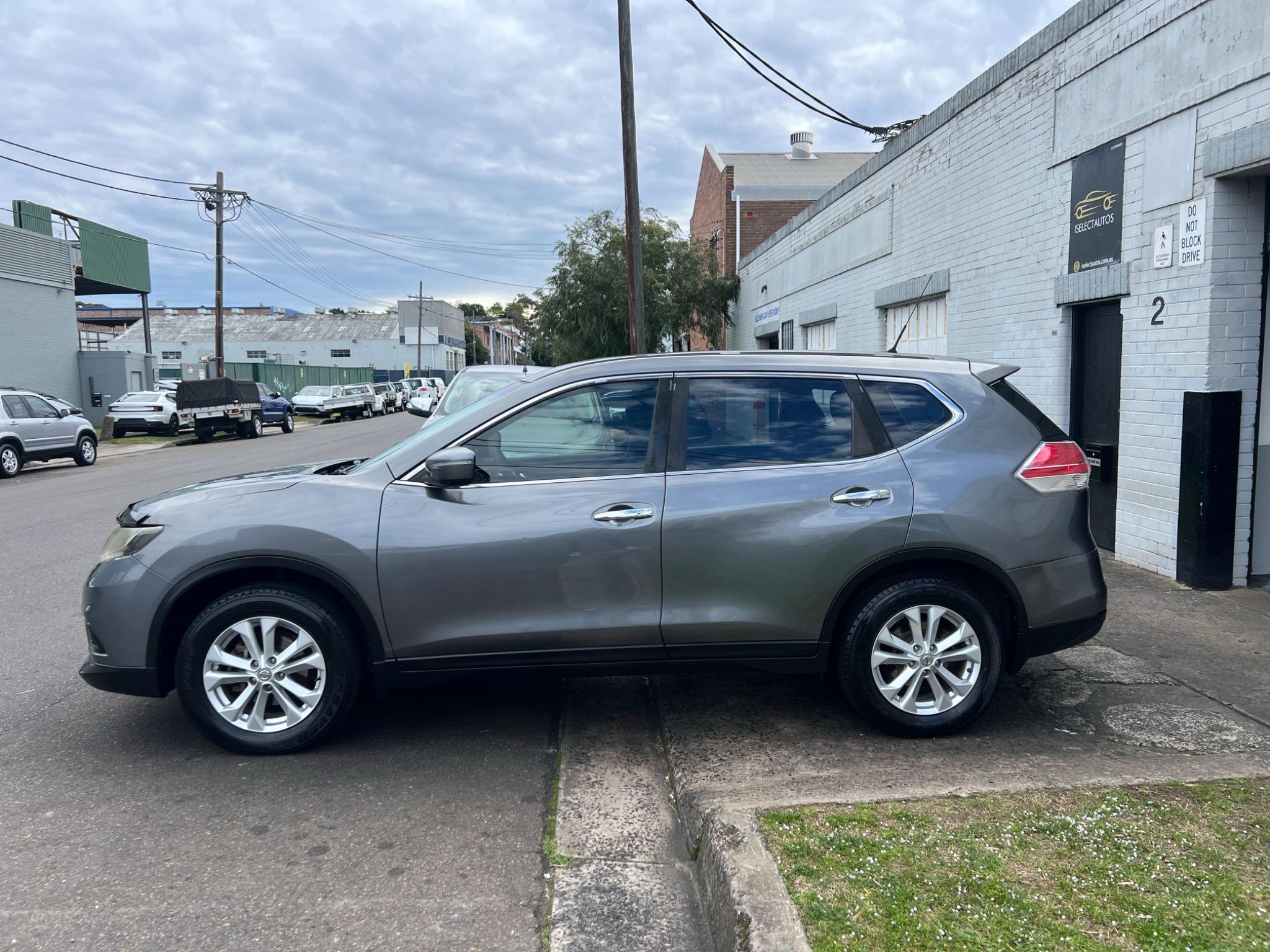 NISSAN X-TRAIL