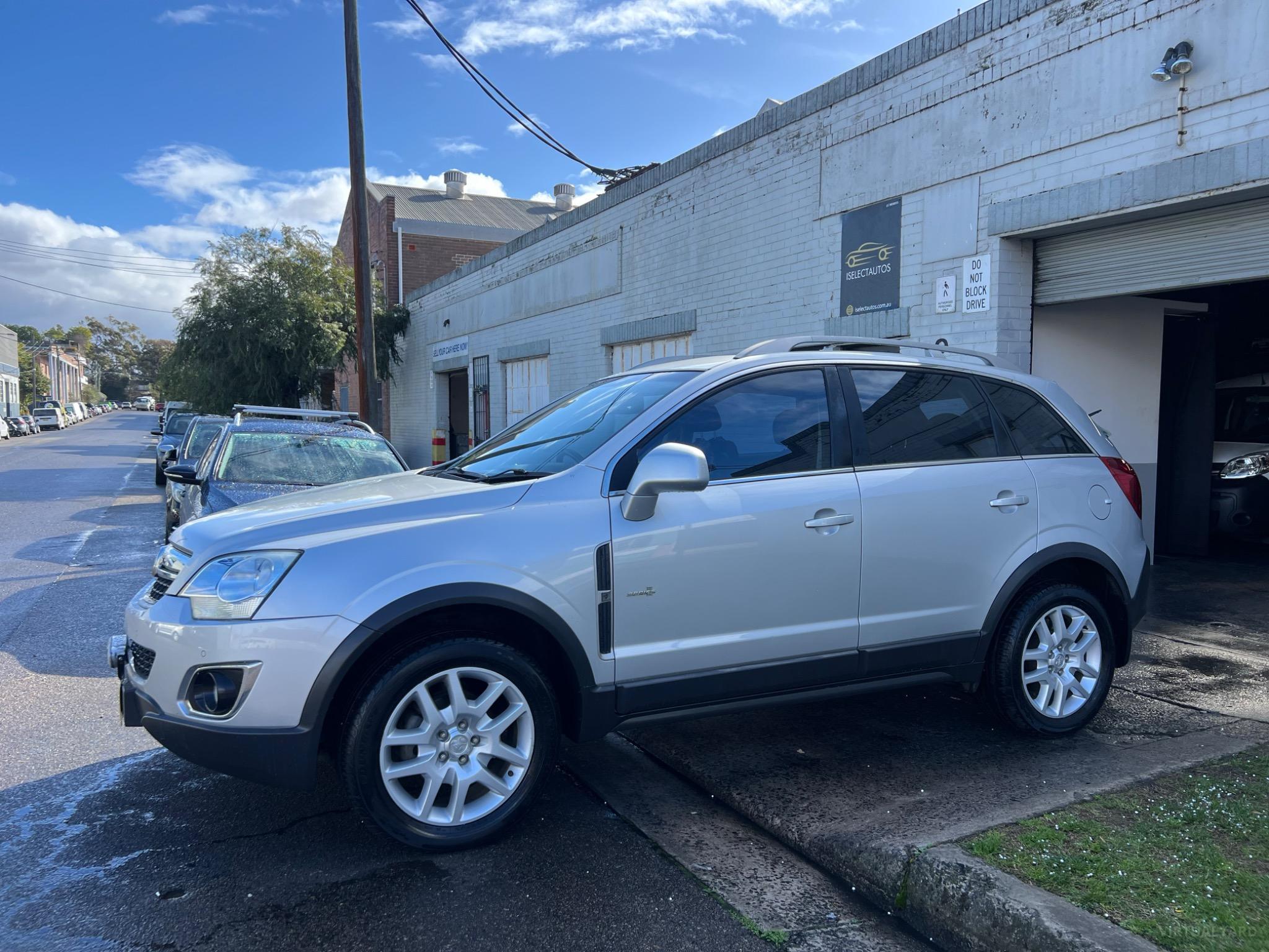 HOLDEN CAPTIVA