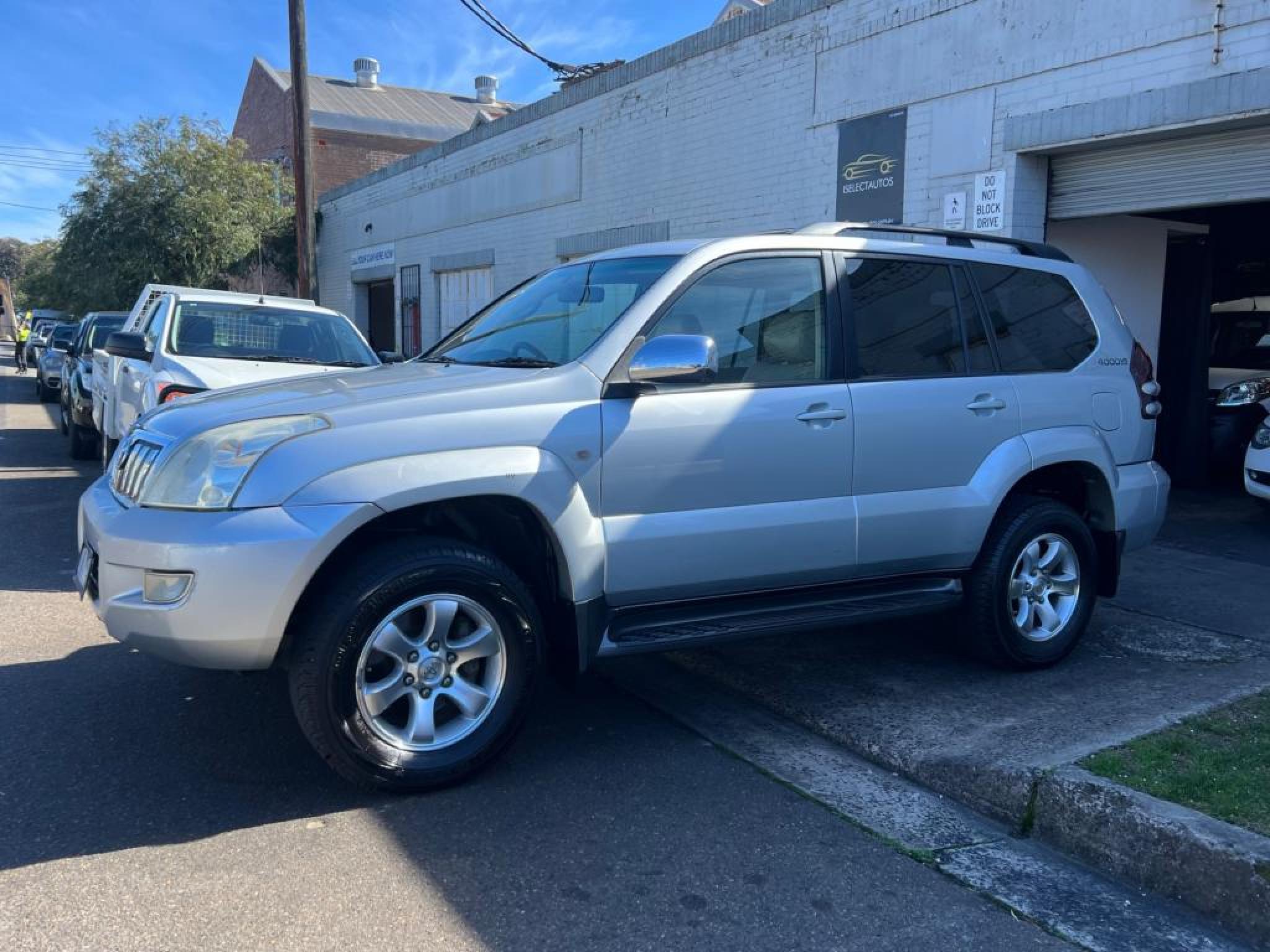 TOYOTA LANDCRUISER