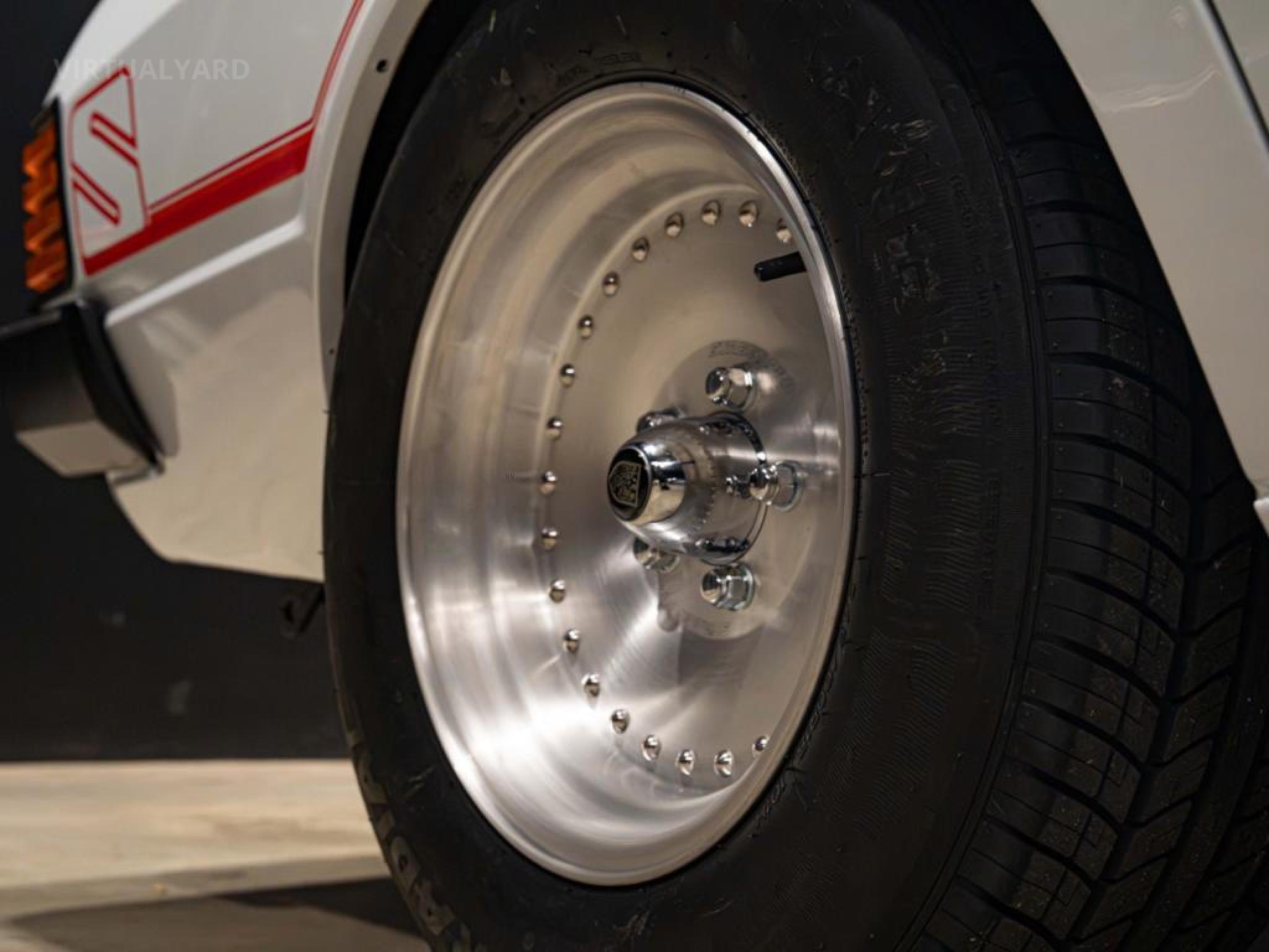 FORD FALCON
