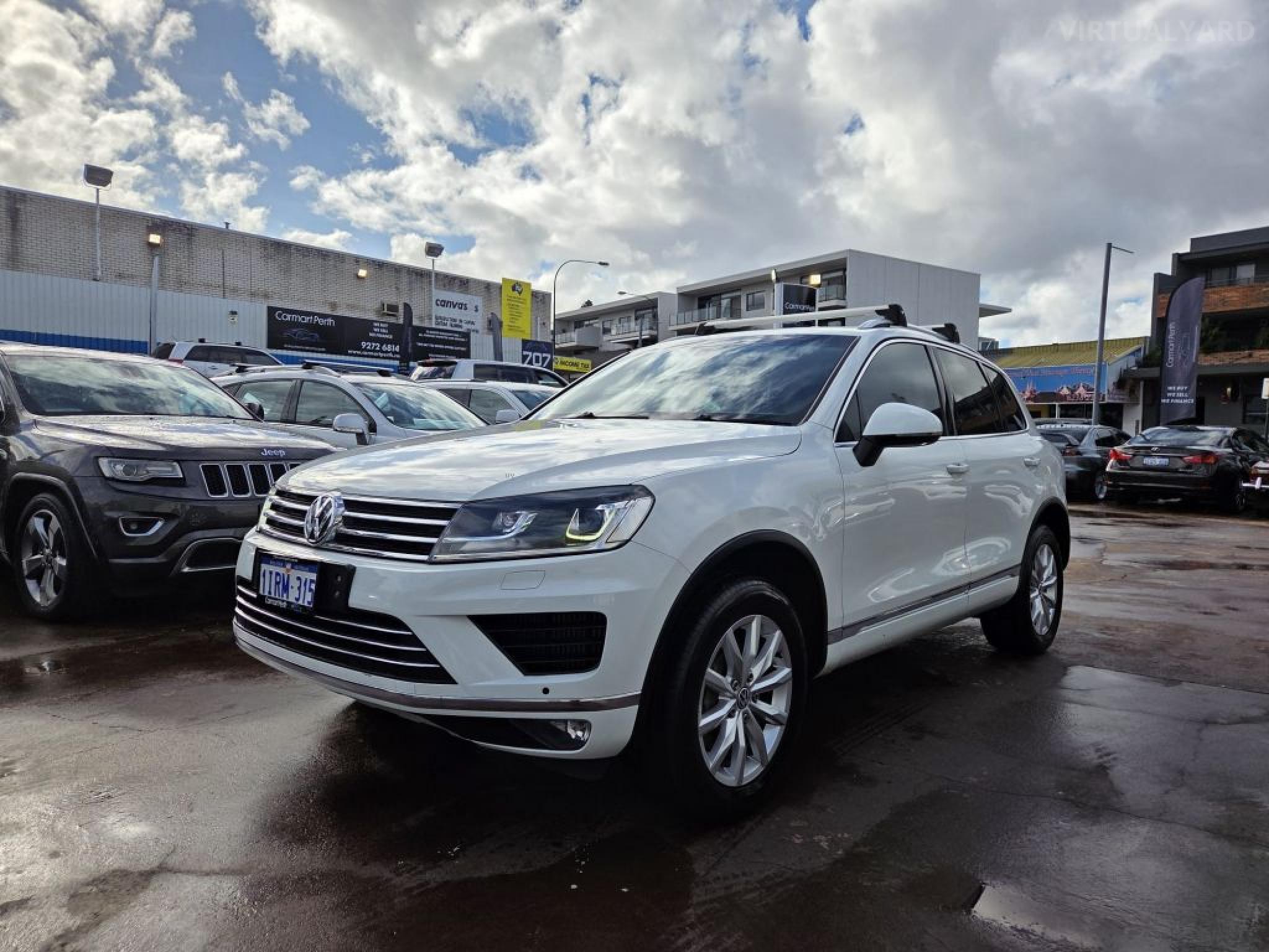 VOLKSWAGEN TOUAREG